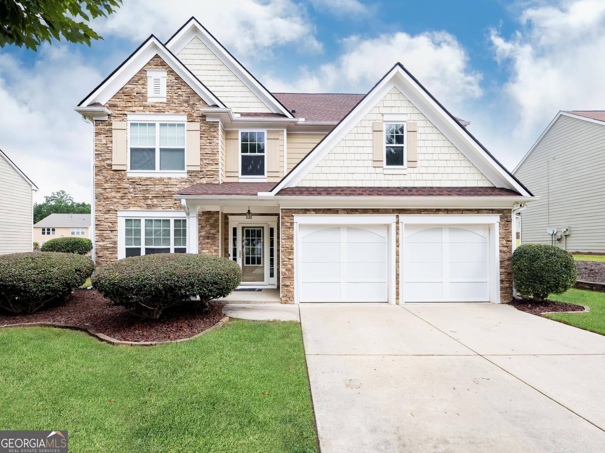 4 bedroom, 2.5 bathroom, 2,655 sq ft single family residence for sale at 5689 Sunlily Drive, South Fulton, GA 30349 — photo 1 of 38