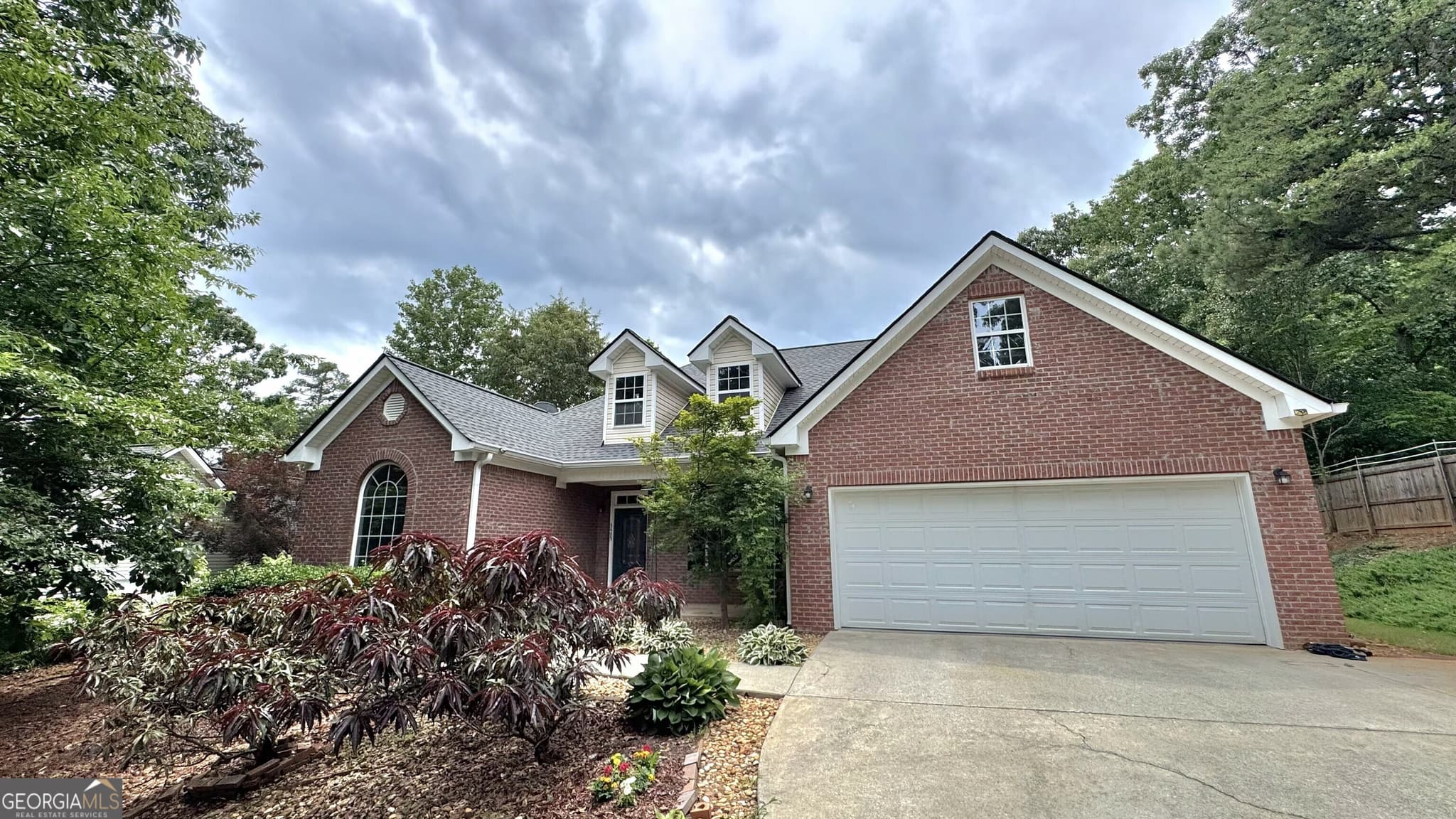 4 bedroom, 2 bathroom, 2,368 sq ft single family residence sold at 3495 Osceola Trail, Gainesville, GA 30506