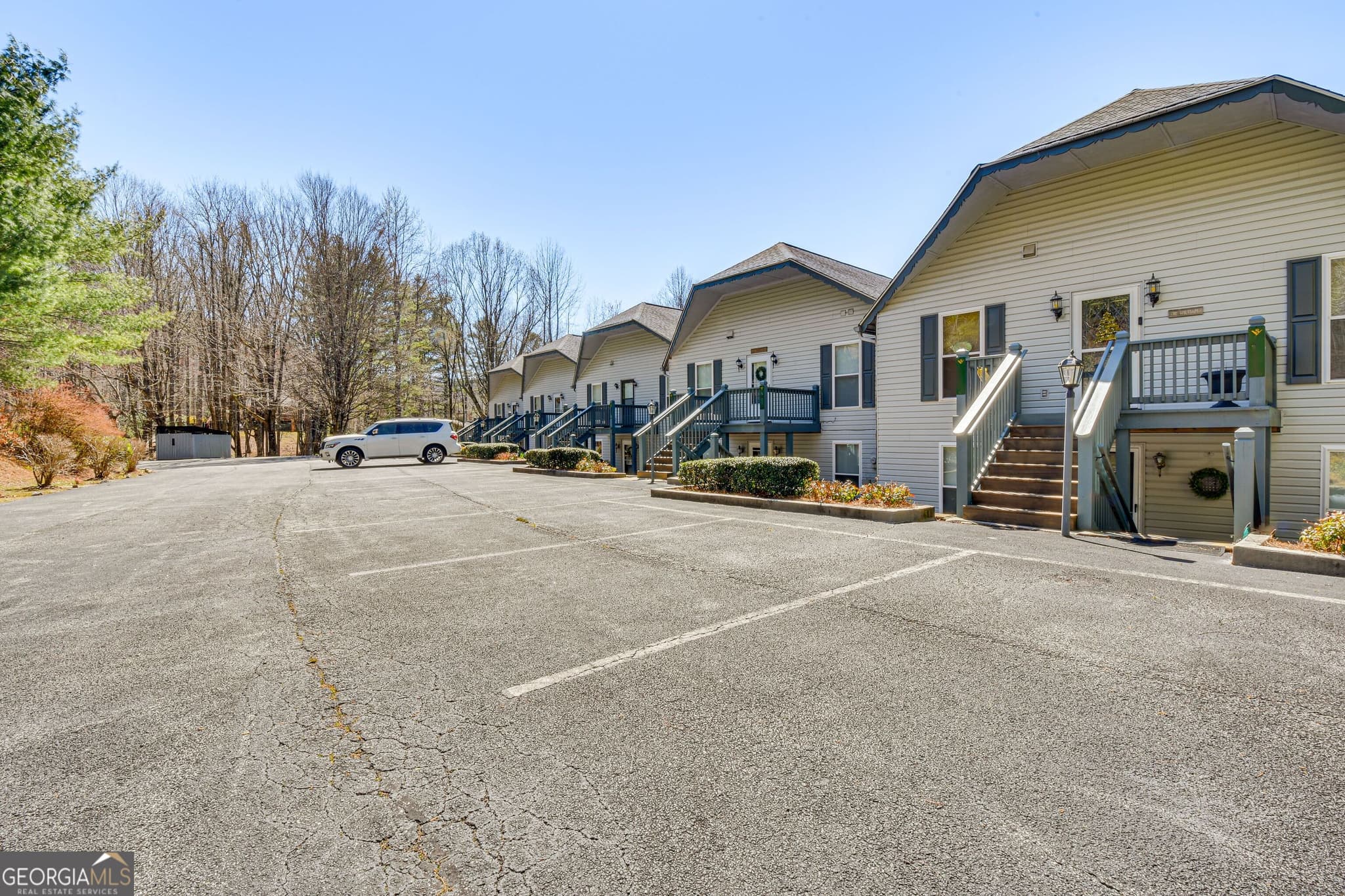 2 bedroom, 2.5 bathroom, 1,320 sq ft condominium for sale at 115 Broadmoor Lane, Sky Valley, GA 30537