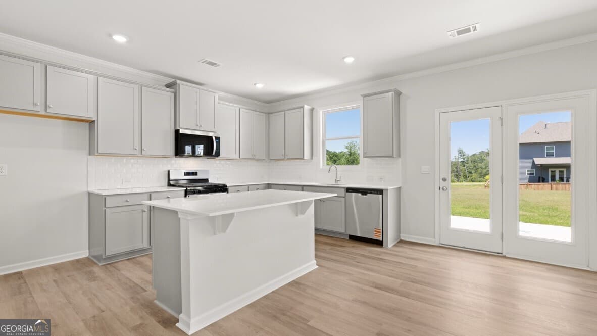 4 bedroom, 2.5 bathroom, 2,804 sq ft single family residence for sale at 530 Hampton Terrace, Dallas, GA 30157 — photo 8