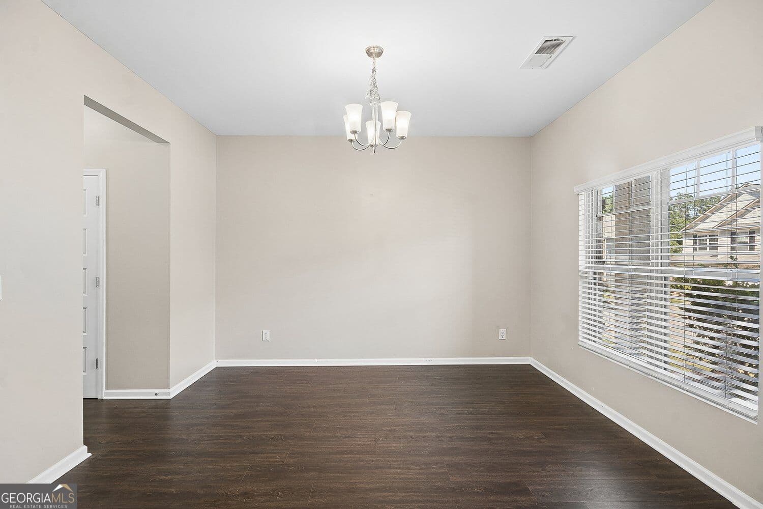 4 bedroom, 2.5 bathroom, 2,327 sq ft single family residence for rent at 462 Fredrick Drive, Mcdonough, GA 30253 for $2,500 a month — photo 5