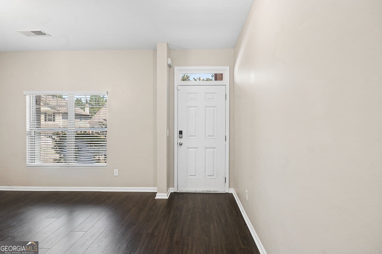 4 bedroom, 2.5 bathroom, 2,327 sq ft single family residence for rent at 462 Fredrick Drive, Mcdonough, GA 30253 for $2,500 a month — photo 4
