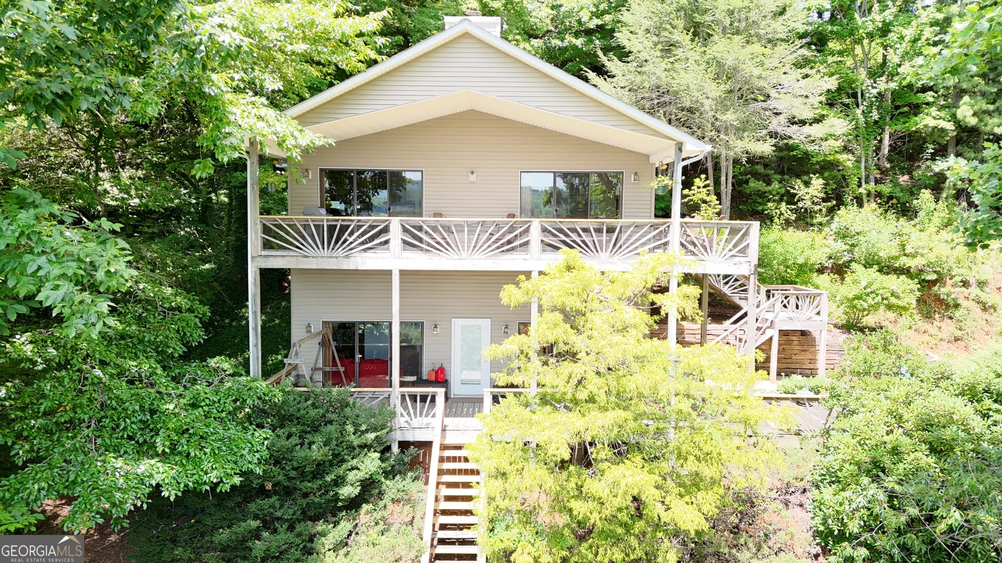 3 bedroom, 2.5 bathroom, 2,298 sq ft single family residence for sale at 772 Big Oak Lane, Hiawassee, GA 30546 — photo 2