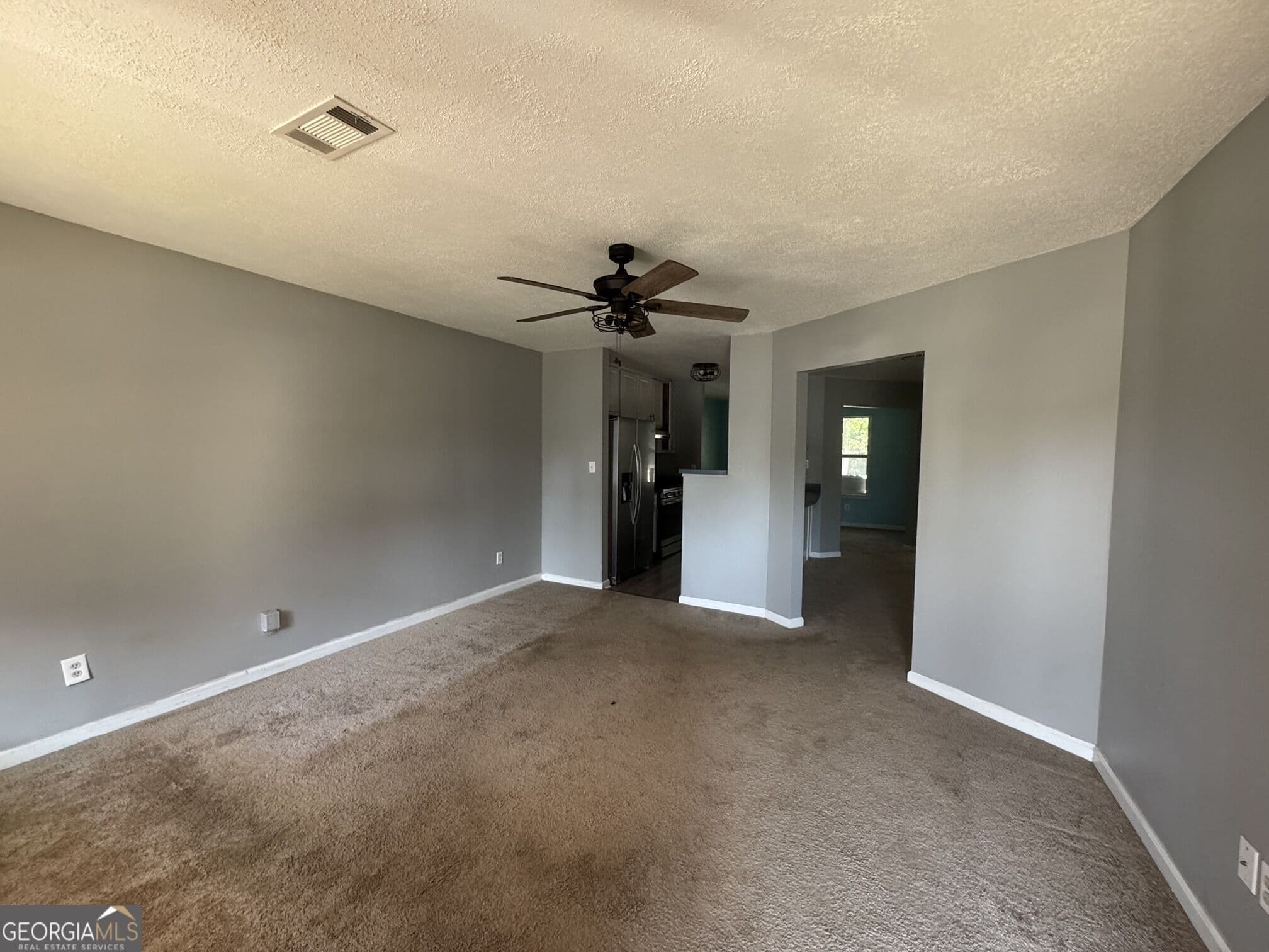 2 bedroom, 1 bathroom, 969 sq ft single family residence for sale at 136 Glynn Addy Drive, Stockbridge, GA 30281 — photo 2
