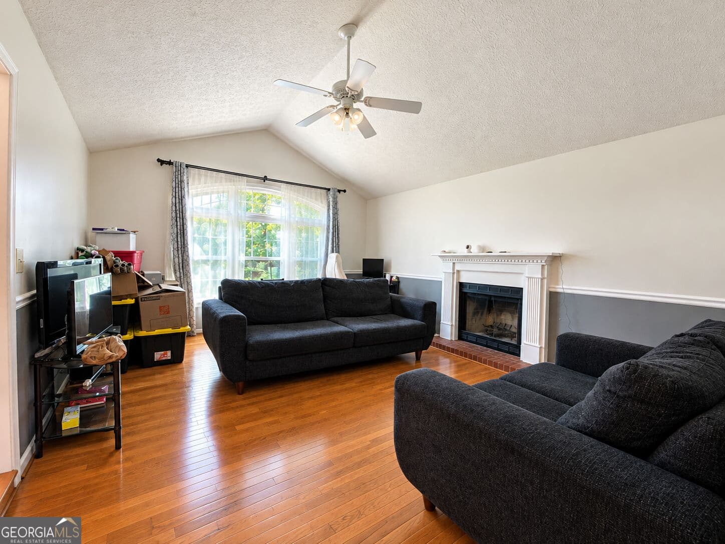 3 bedroom, 2 bathroom, 1,632 sq ft single family residence for sale at 1323 Smokerise Lane, Auburn, GA 30011 — photo 6