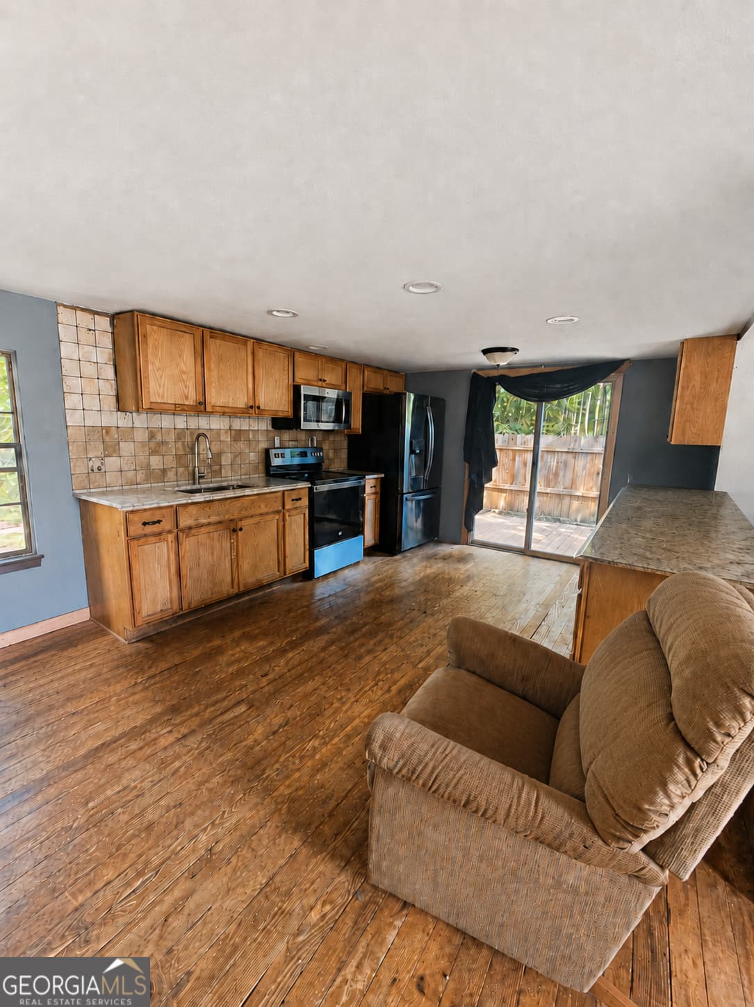 2 bedroom, 1 bathroom, 800 sq ft manufactured home,single family residence for sale at 3515 Rock Creek Road, Toccoa, GA 30577 — photo 2