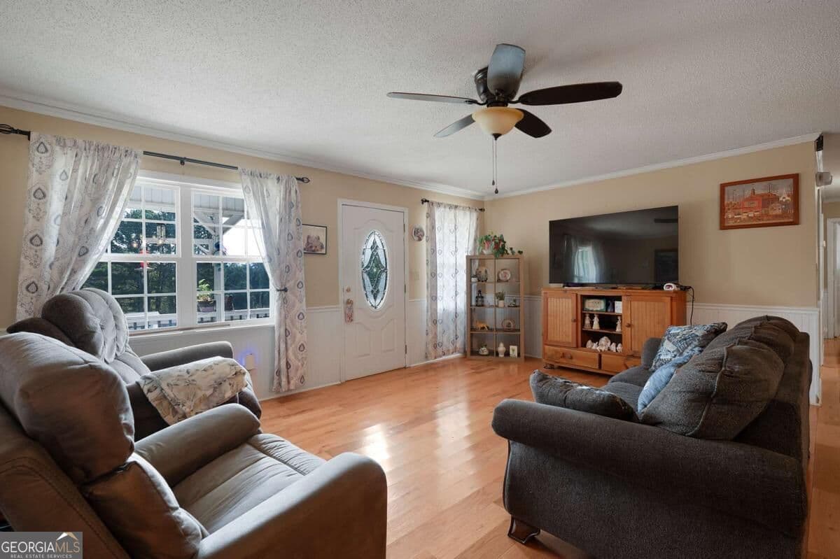 3 bedroom, 2 bathroom, 1,100 sq ft single family residence for sale at 106 Webb Drive, Calhoun, GA 30701 — photo 7