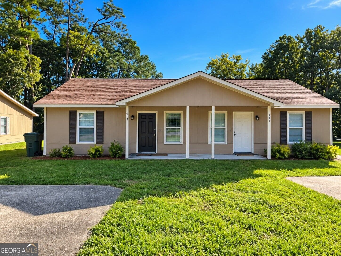 2 bedroom, 1 bathroom, 936 sq ft duplex for rent at 413 S East St, Kingsland, GA 31548 for $1,200 a month