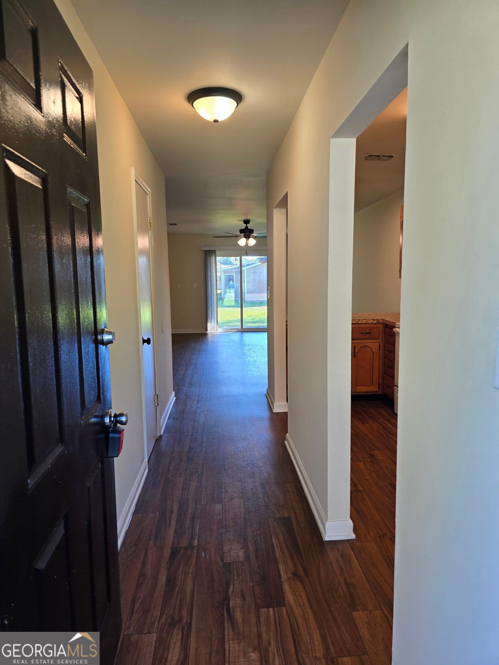 2 bedroom, 1 bathroom, 936 sq ft duplex for rent at 413 S East St, Kingsland, GA 31548 for $1,200 a month — photo 4