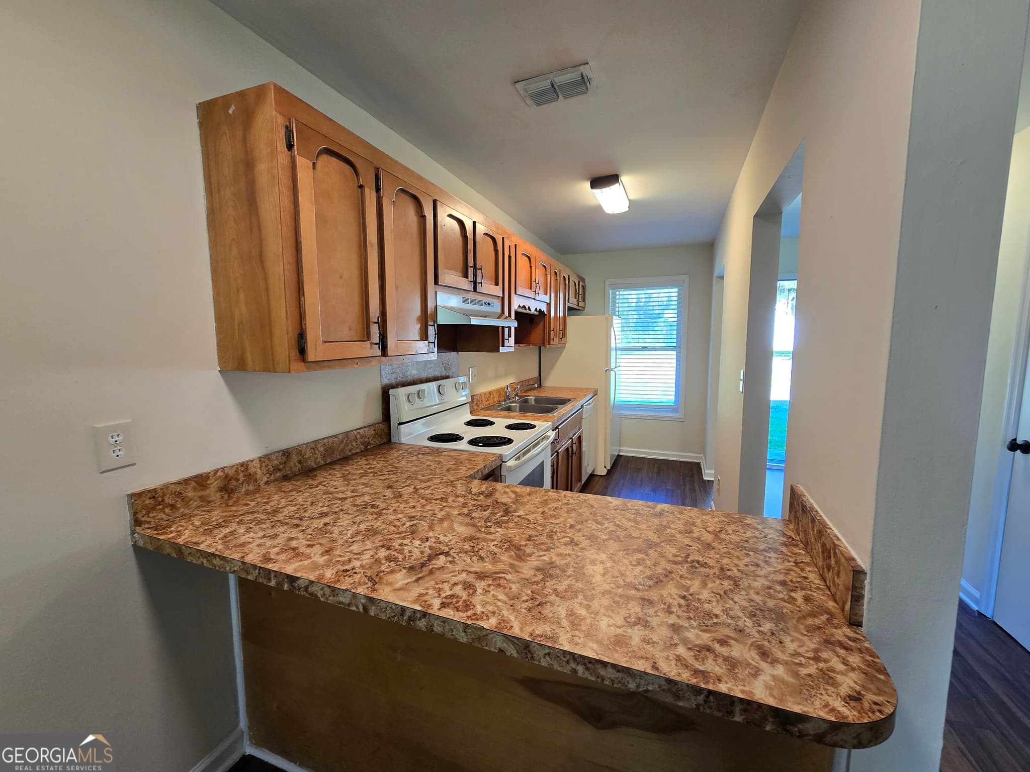 2 bedroom, 1 bathroom, 936 sq ft duplex for rent at 413 S East St, Kingsland, GA 31548 for $1,200 a month — photo 8