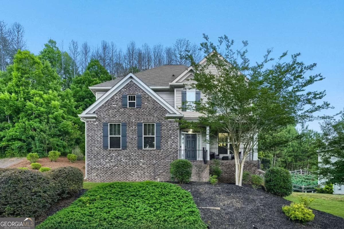 4 bedroom, 3.5 bathroom, 2,458 sq ft single family residence sold at 472 Blackberry Run Trail, Dallas, GA 30132