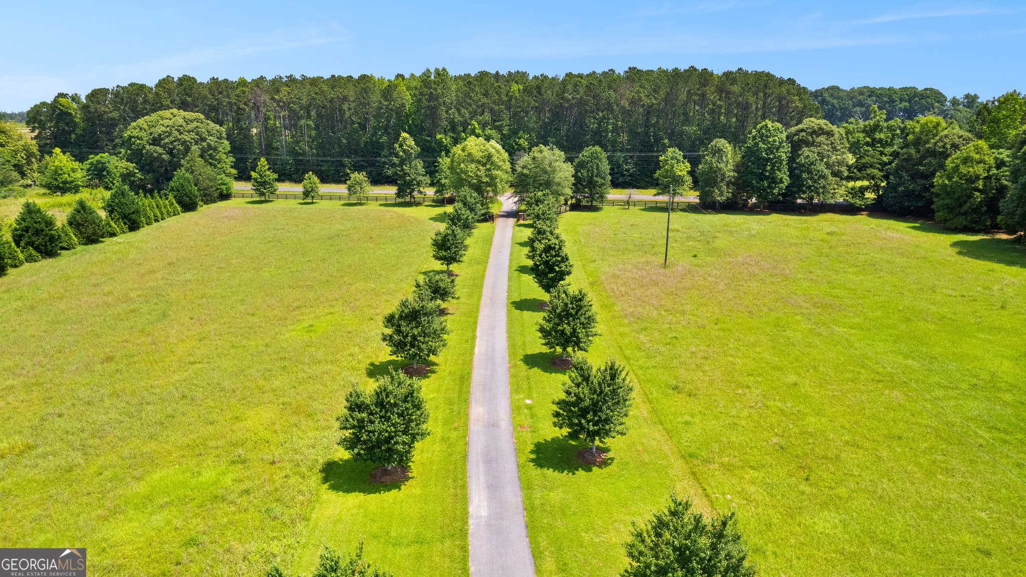 3 bedroom, 3 bathroom, 3,800 sq ft single family residence for sale at 6536 Luthersville Road, Gay, GA 30218 — photo 8