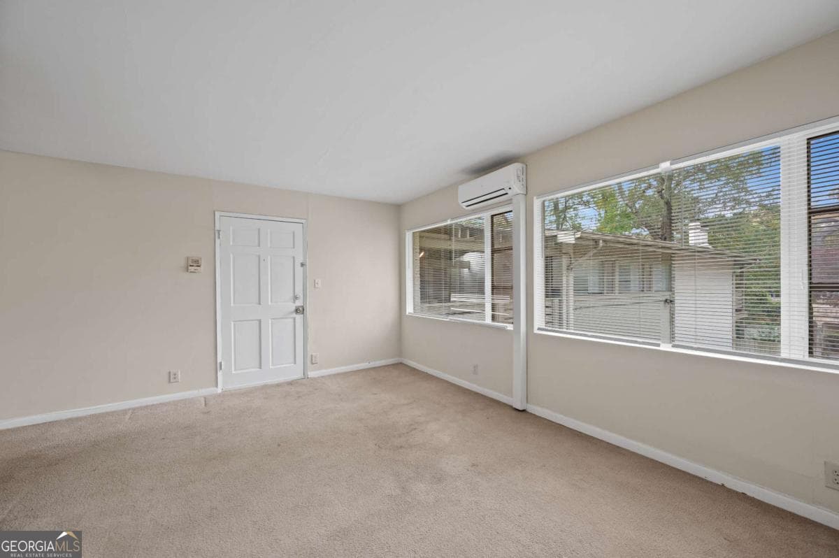 1 bedroom, 1 bathroom, 600 sq ft apartment for rent at 11 Peachtree Hills Avenue B5, Atlanta, GA 30305 for $1,000 a month — photo 5
