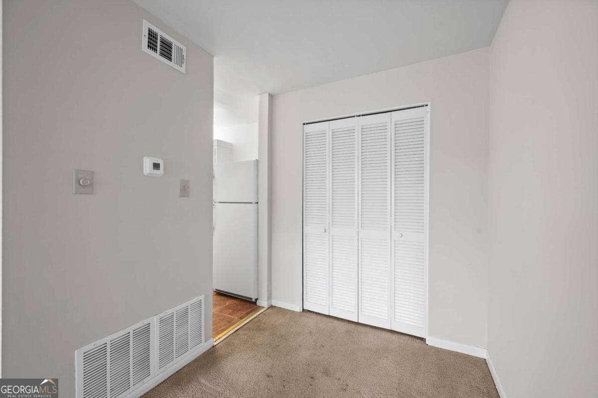1 bedroom, 1 bathroom, 600 sq ft apartment for rent at 11 Peachtree Hills Avenue B5, Atlanta, GA 30305 for $1,000 a month — photo 8