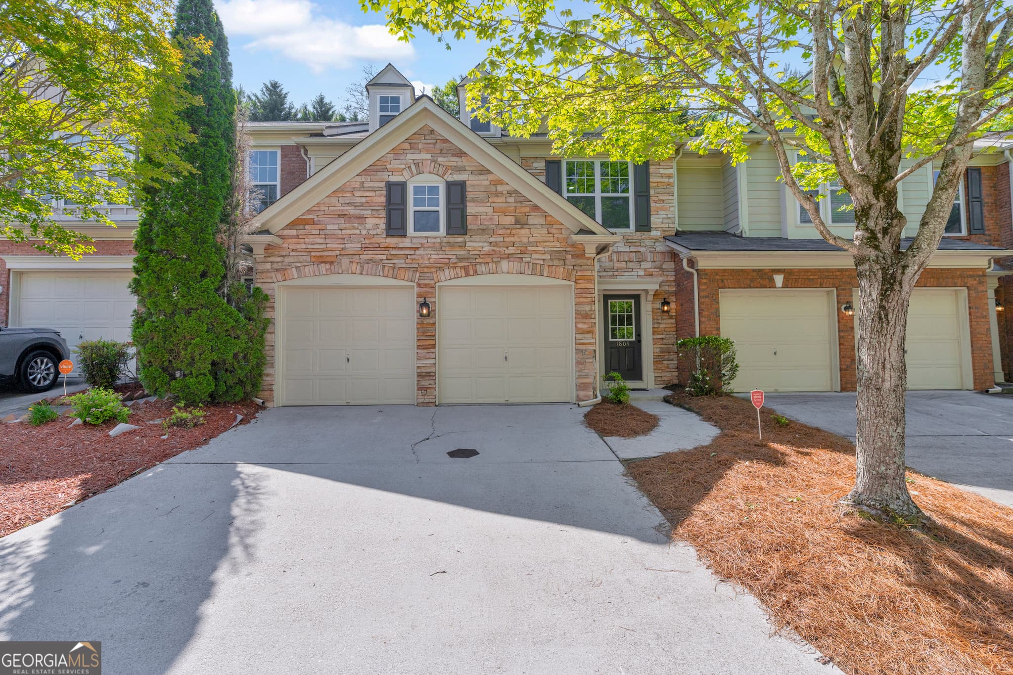 3 bedroom, 2.5 bathroom, 1,832 sq ft single family residence sold at 1804 Evadale Court 1, Mableton, GA 30126