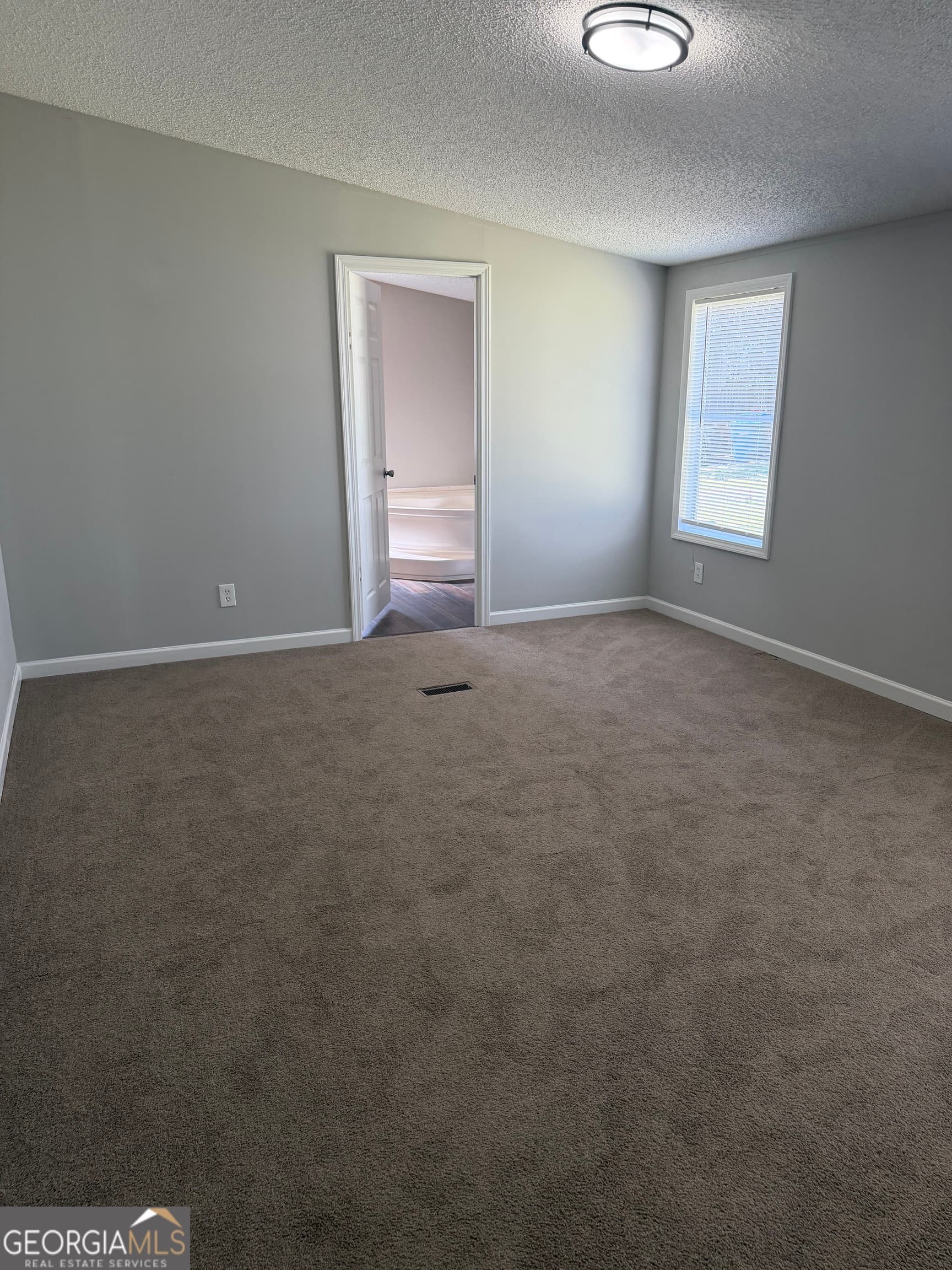 4 bedroom, 2 bathroom manufactured home,single family residence for sale at 405 Windsor Parkway # 405W, Hampton, GA 30228 — photo 10
