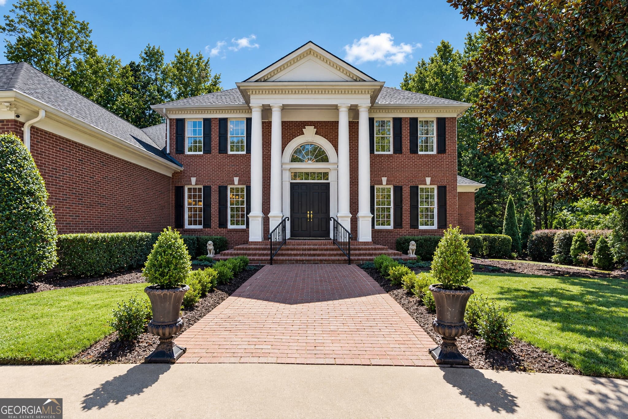 5 bedroom, 5 bathroom, 6,059 sq ft single family residence for sale at 125 Torrey Pines Court, Newnan, GA 30265 — photo 6