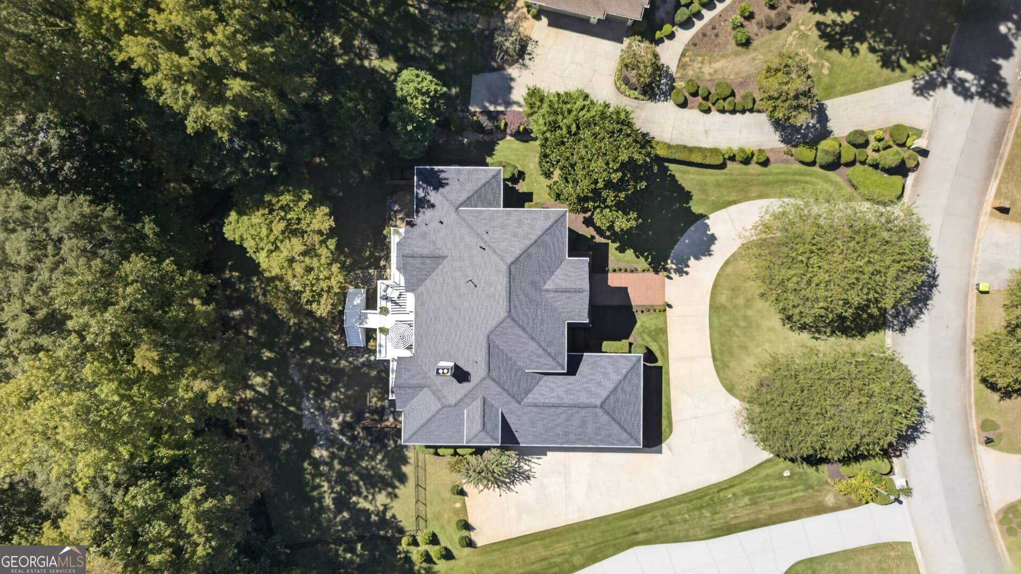 5 bedroom, 5 bathroom, 6,059 sq ft single family residence for sale at 125 Torrey Pines Court, Newnan, GA 30265 — photo 10