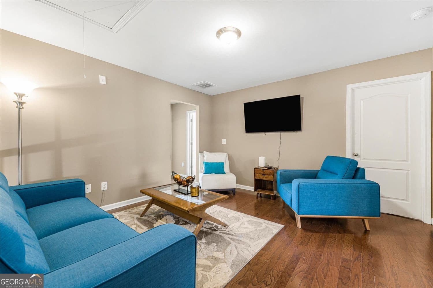 3 bedroom, 2.5 bathroom, 2,005 sq ft townhouse for sale at 7643 Bucknell Terrace, Fairburn, GA 30213 — photo 8