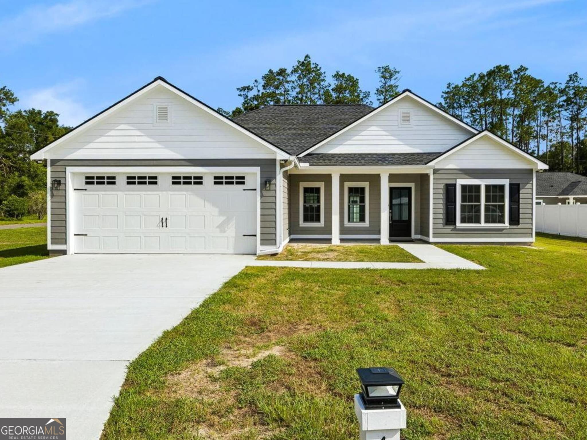 3 bedroom, 2 bathroom, 1,531 sq ft single family residence for sale at 110 Robinson Street, Folkston, GA 31537 — photo 3