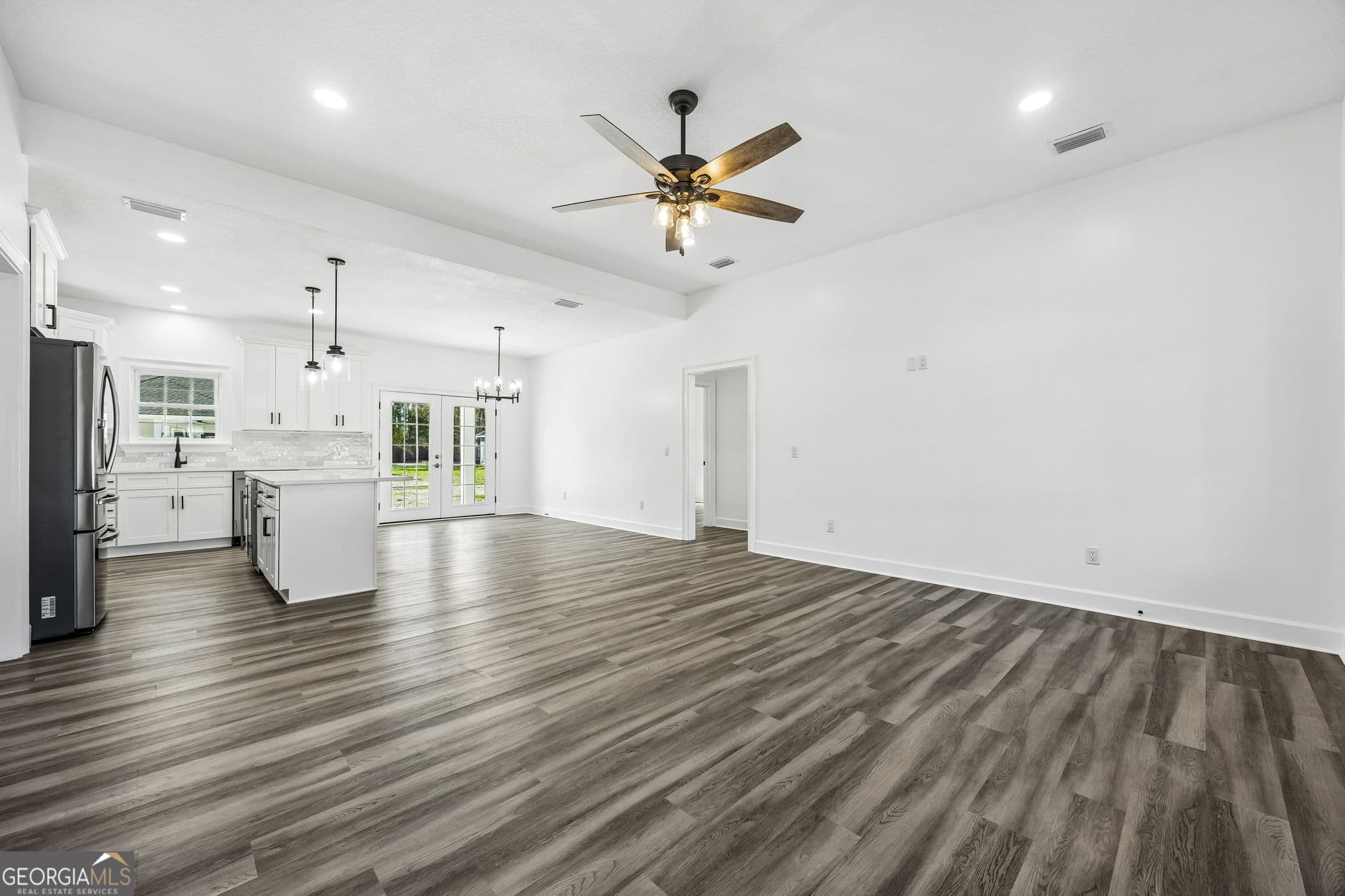 3 bedroom, 2 bathroom, 1,531 sq ft single family residence for sale at 110 Robinson Street, Folkston, GA 31537 — photo 8