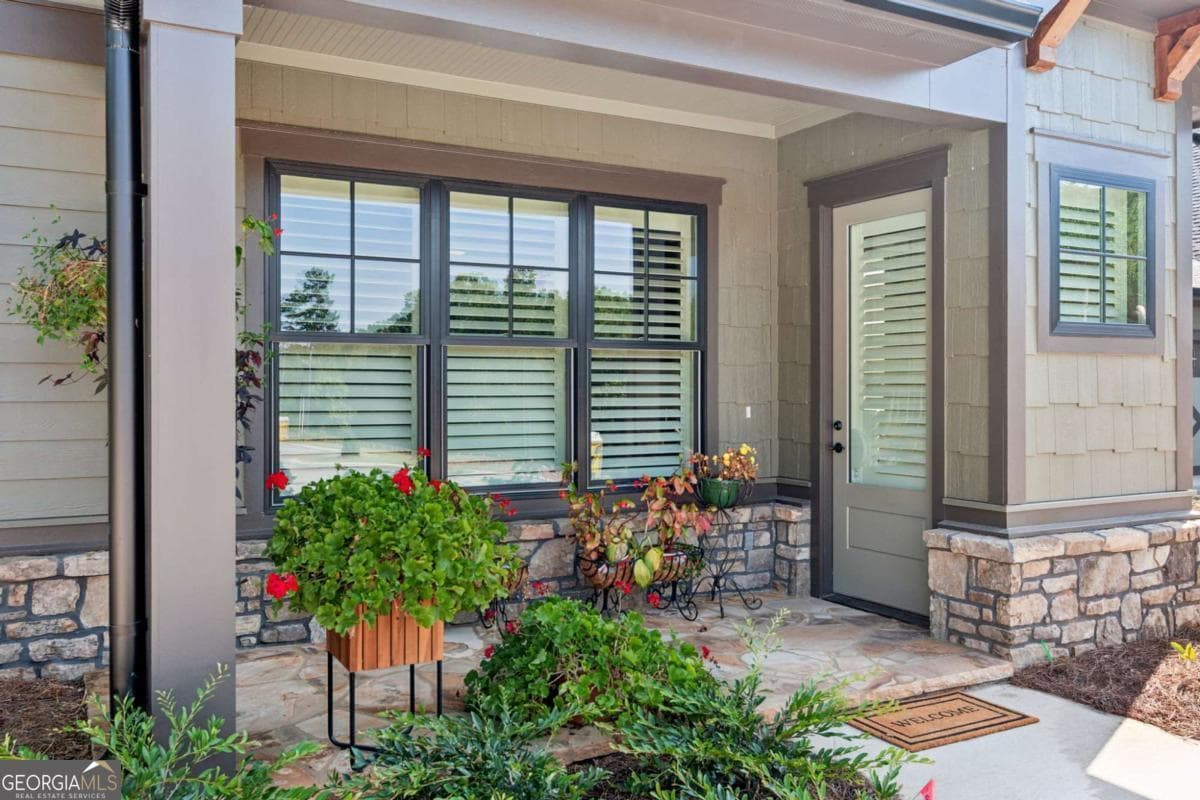 3 bedroom, 3 bathroom, 2,368 sq ft townhouse for sale at 85 Villa Vista 30, Jasper, GA 30143 — photo 3