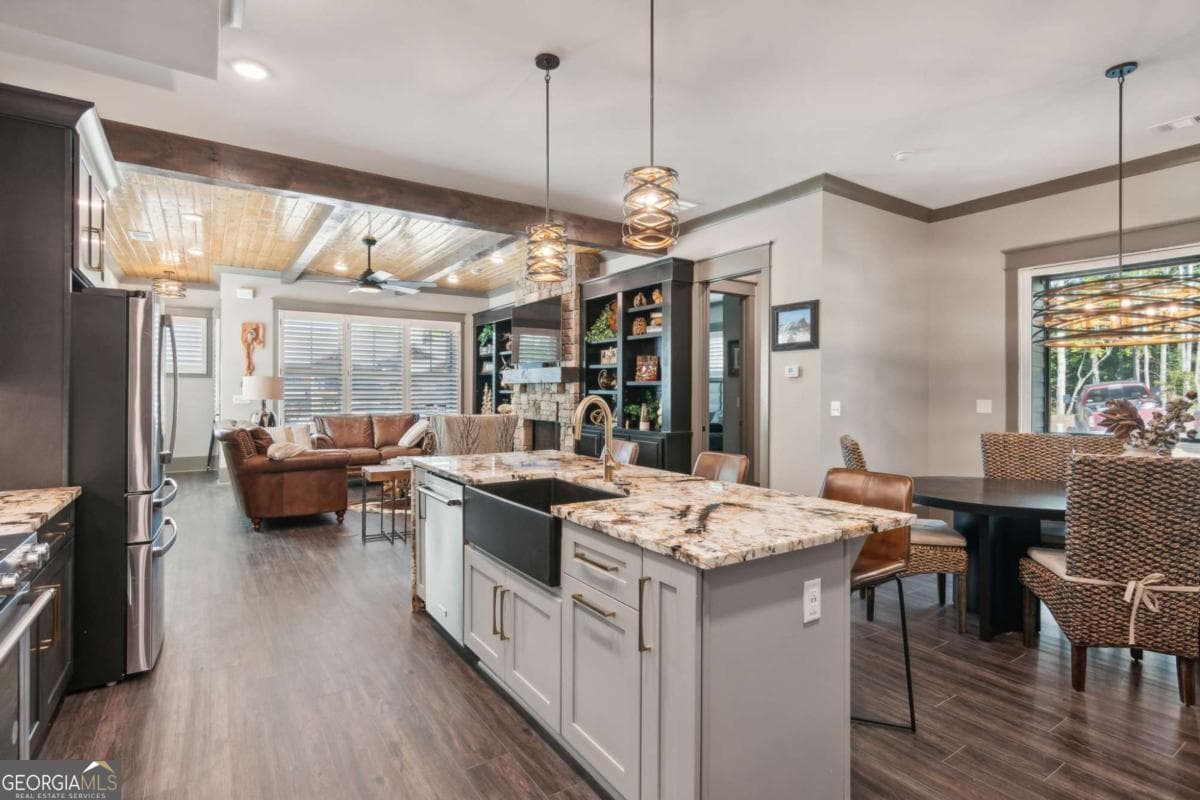 3 bedroom, 3 bathroom, 2,368 sq ft townhouse for sale at 85 Villa Vista 30, Jasper, GA 30143 — photo 9