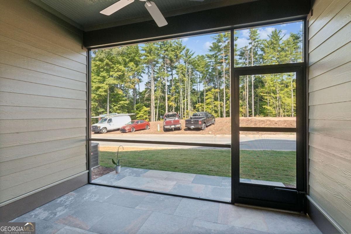 3 bedroom, 3 bathroom, 2,368 sq ft townhouse for sale at 85 Villa Vista 30, Jasper, GA 30143 — photo 10