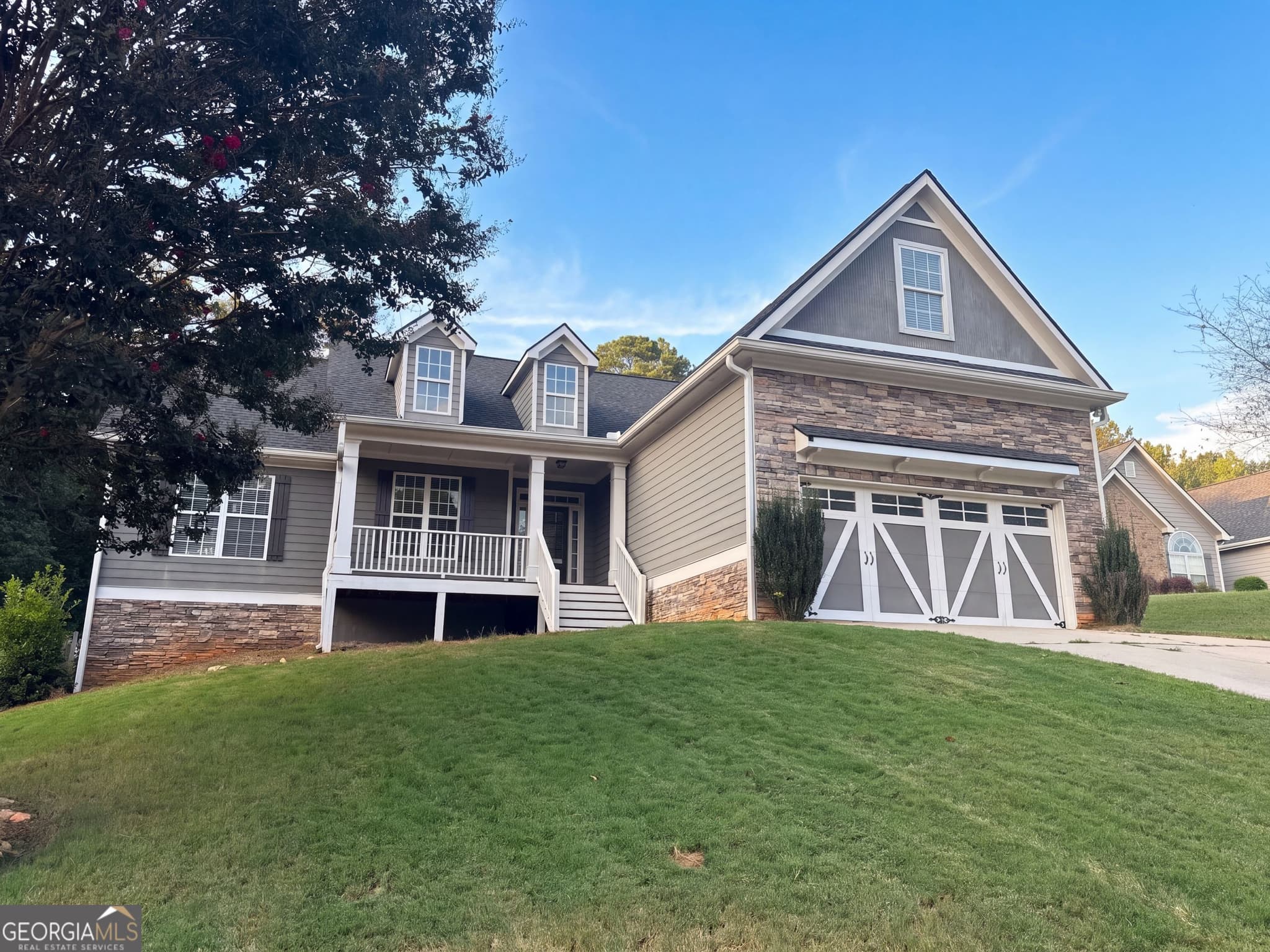 6 bedroom, 3 bathroom, 3,498 sq ft single family residence for sale at 8230 Mossybrook Lane, Douglasville, GA 30135 — photo 6