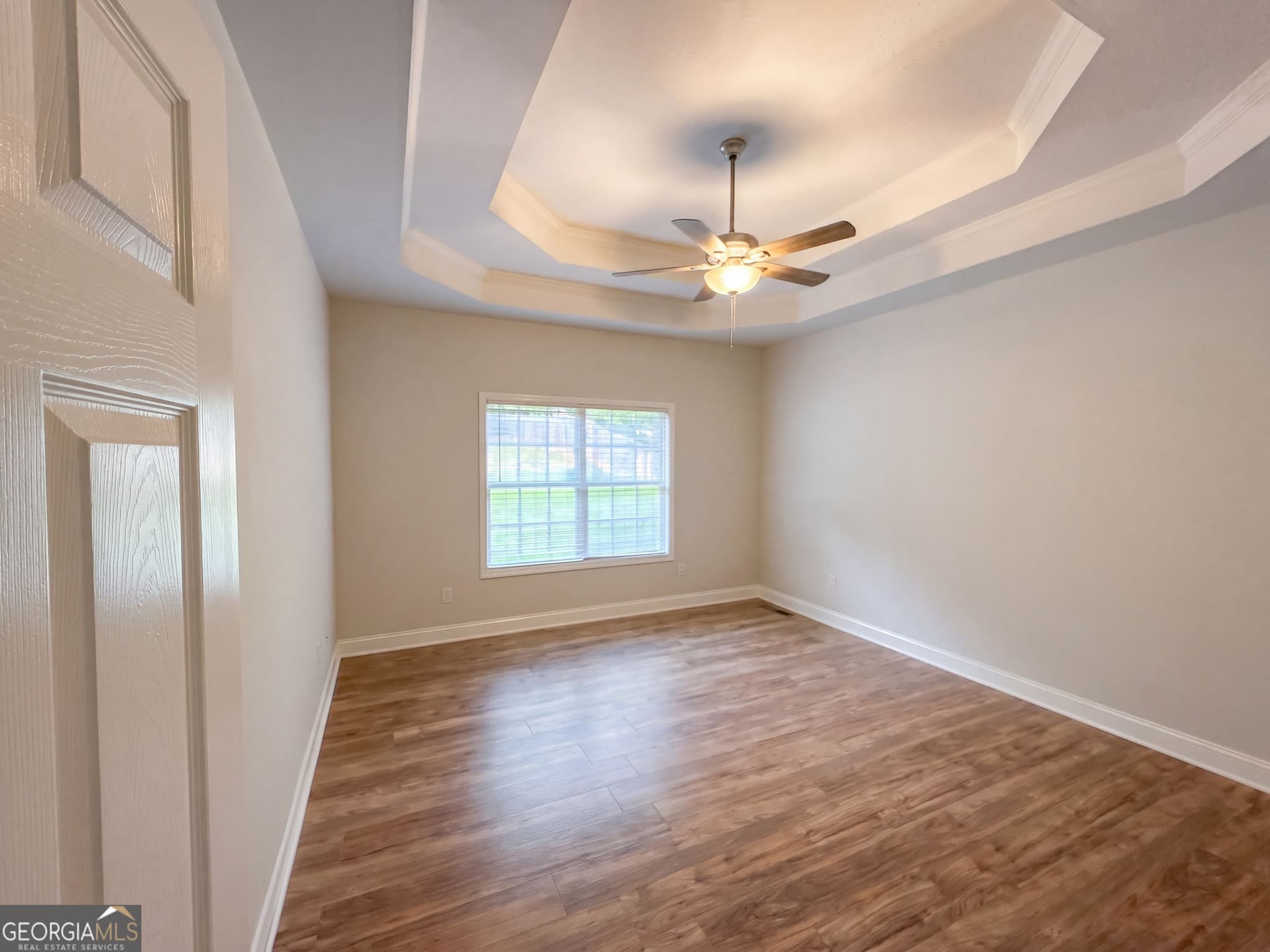 6 bedroom, 3 bathroom, 3,498 sq ft single family residence for sale at 8230 Mossybrook Lane, Douglasville, GA 30135 — photo 4