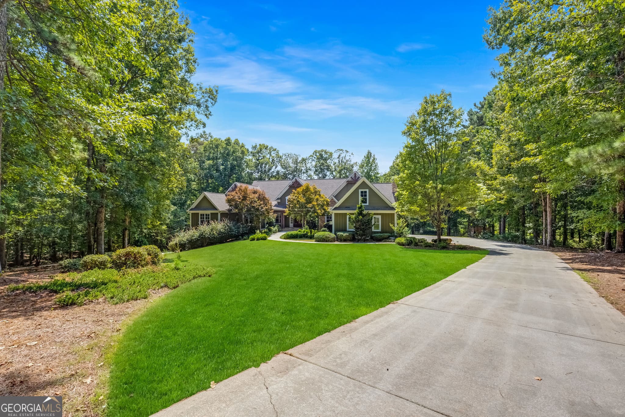 5 bedroom, 5 bathroom, 6,019 sq ft single family residence for sale at 190 Dukes Court, Brooks, GA 30205 — photo 6