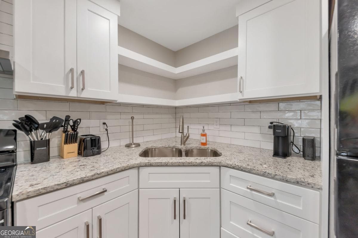 2 bedroom, 1 bathroom, 700 sq ft apartment for rent at 243 Georgia Avenue APT C, Bremen, GA 30110 for $2,600 a month — photo 9