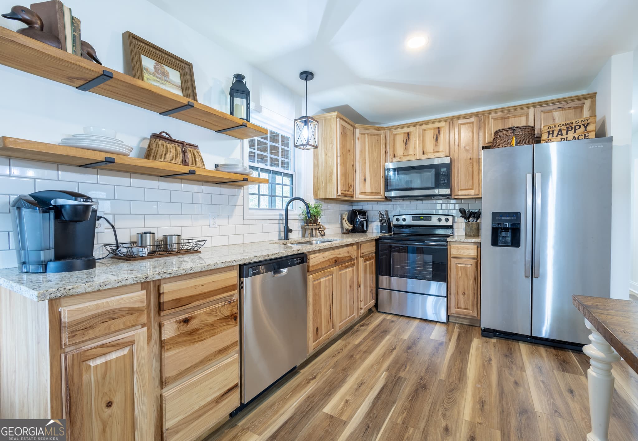 3 bedroom, 1 bathroom, 1,400 sq ft single family residence for sale at 2729 County Rd 203, Heflin, AL 36264 — photo 3