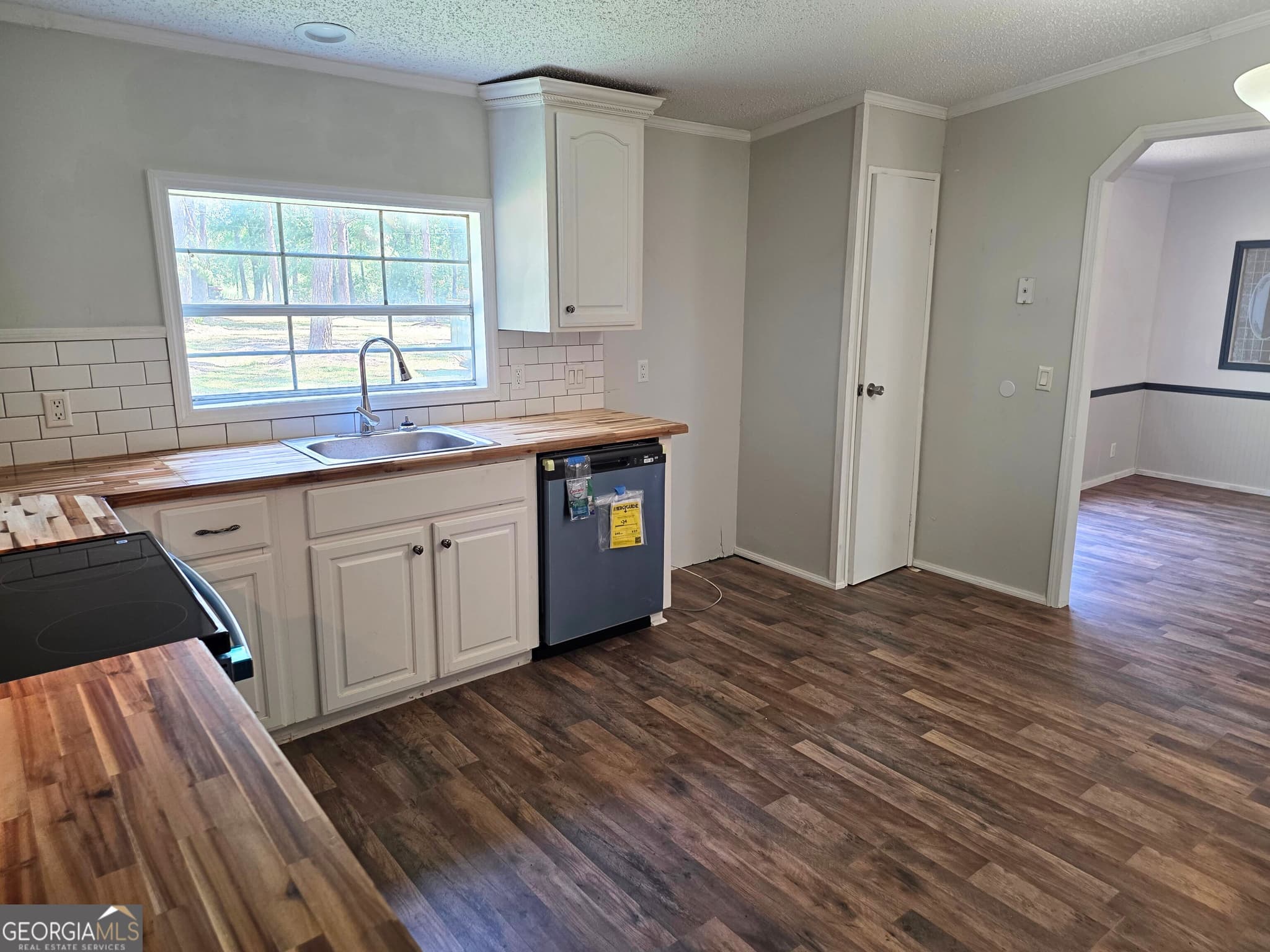 3 bedroom, 2 bathroom, 1,596 sq ft single family residence for sale at 133 Joe Oglesby Road, Portal, GA 30450 — photo 6
