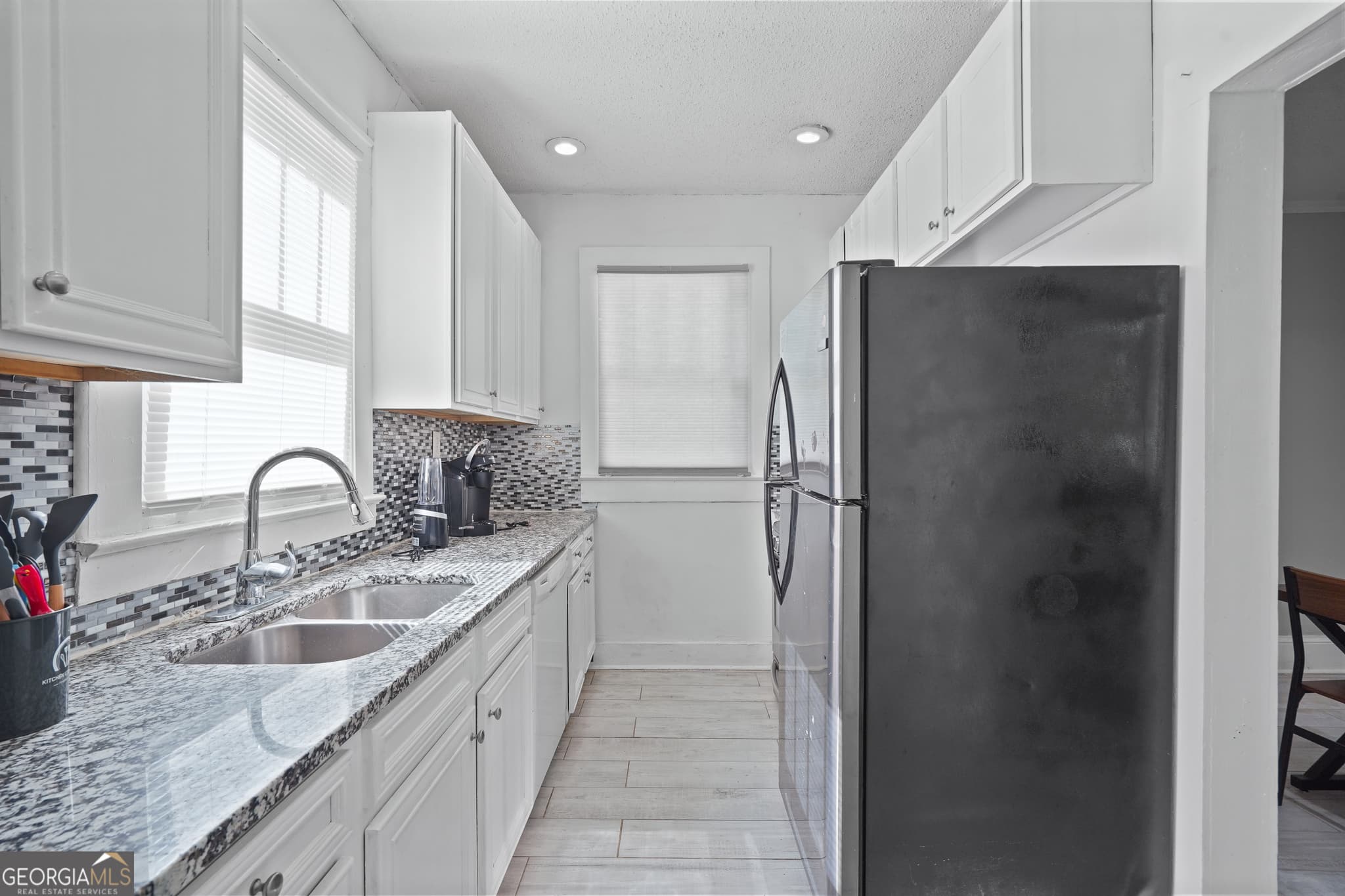 multi family for sale at 1789 Taylor Avenue, East Point, GA 30344 — photo 2