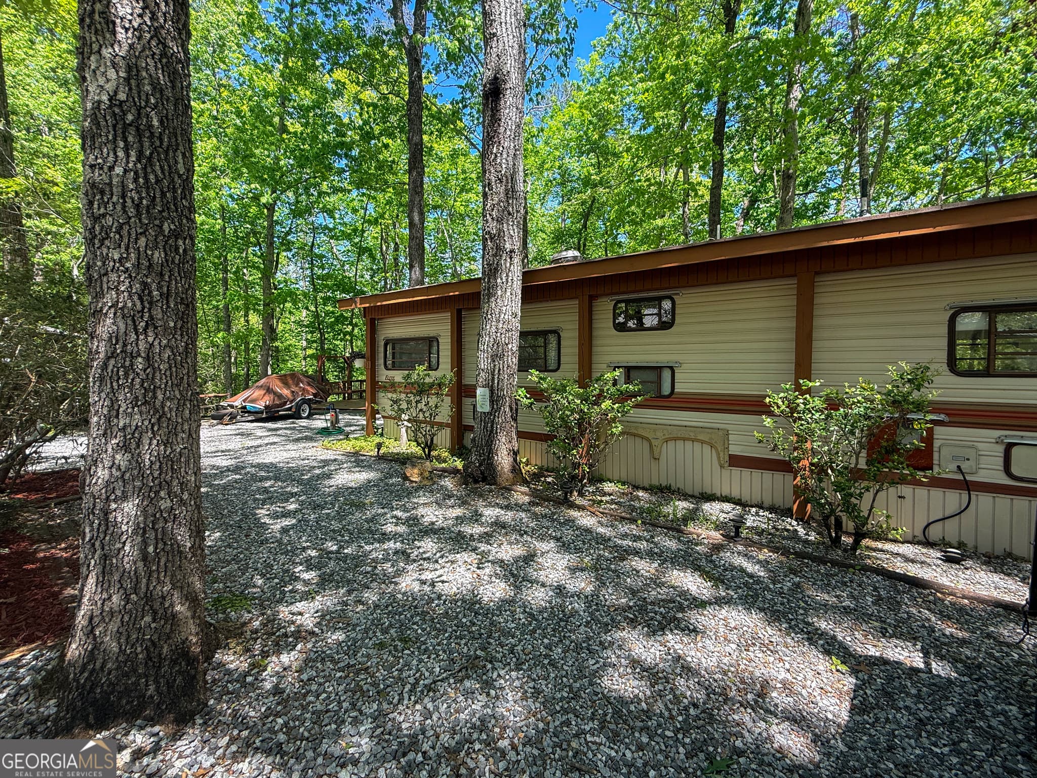 1 bedroom, 1 bathroom, 184 sq ft single family residence for sale at 51 Mountain Park Boulevard, Cleveland, GA 30528 — photo 2