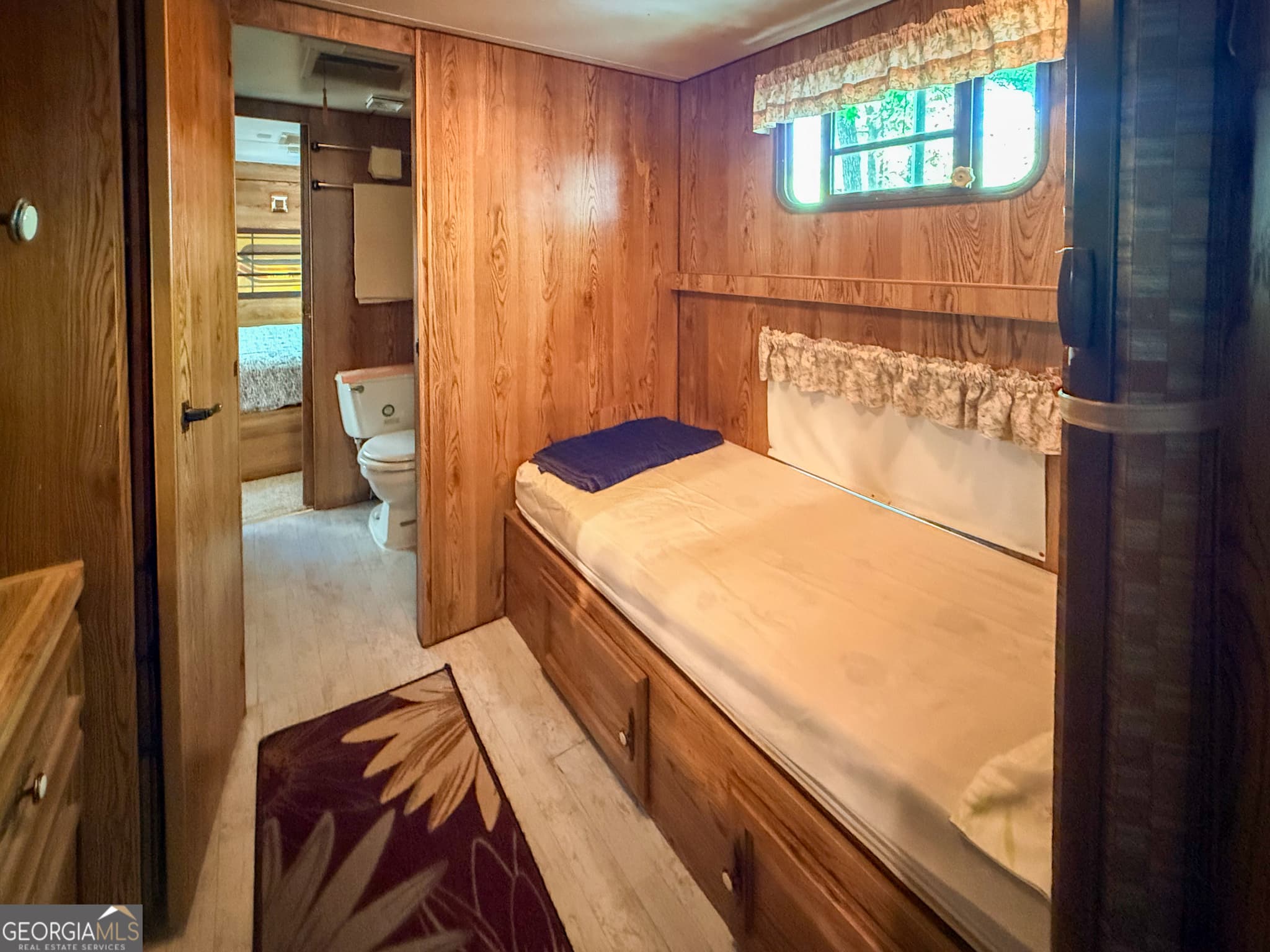 1 bedroom, 1 bathroom, 184 sq ft single family residence for sale at 51 Mountain Park Boulevard, Cleveland, GA 30528 — photo 10