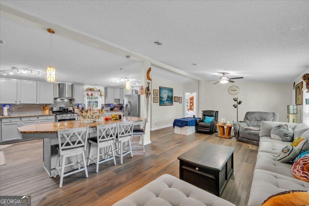 4 bedroom, 2 bathroom, 2,128 sq ft single family residence for sale at 319 Pope Road, Roberta, GA 31078 — photo 6