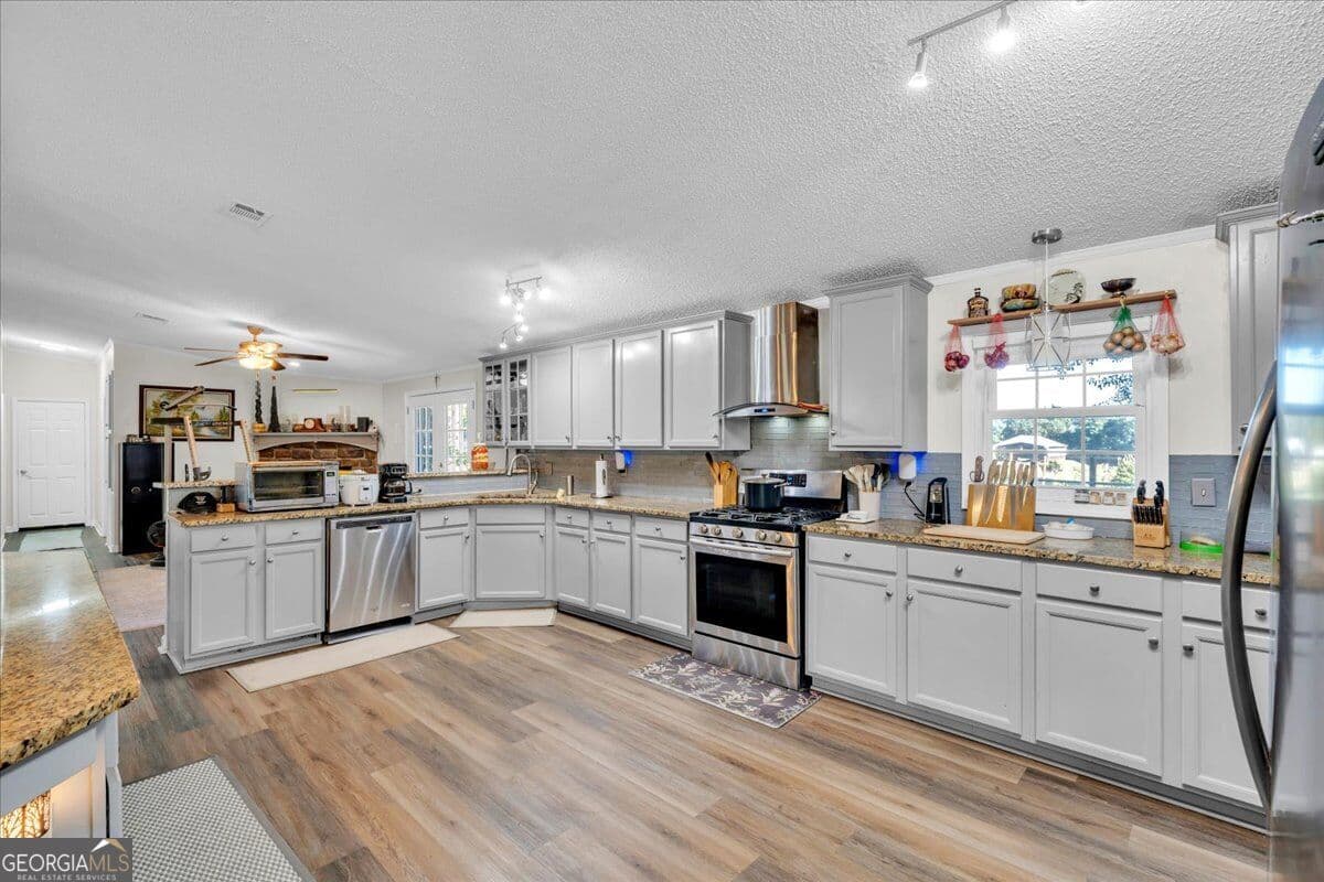 4 bedroom, 2 bathroom, 2,128 sq ft single family residence for sale at 319 Pope Road, Roberta, GA 31078 — photo 9
