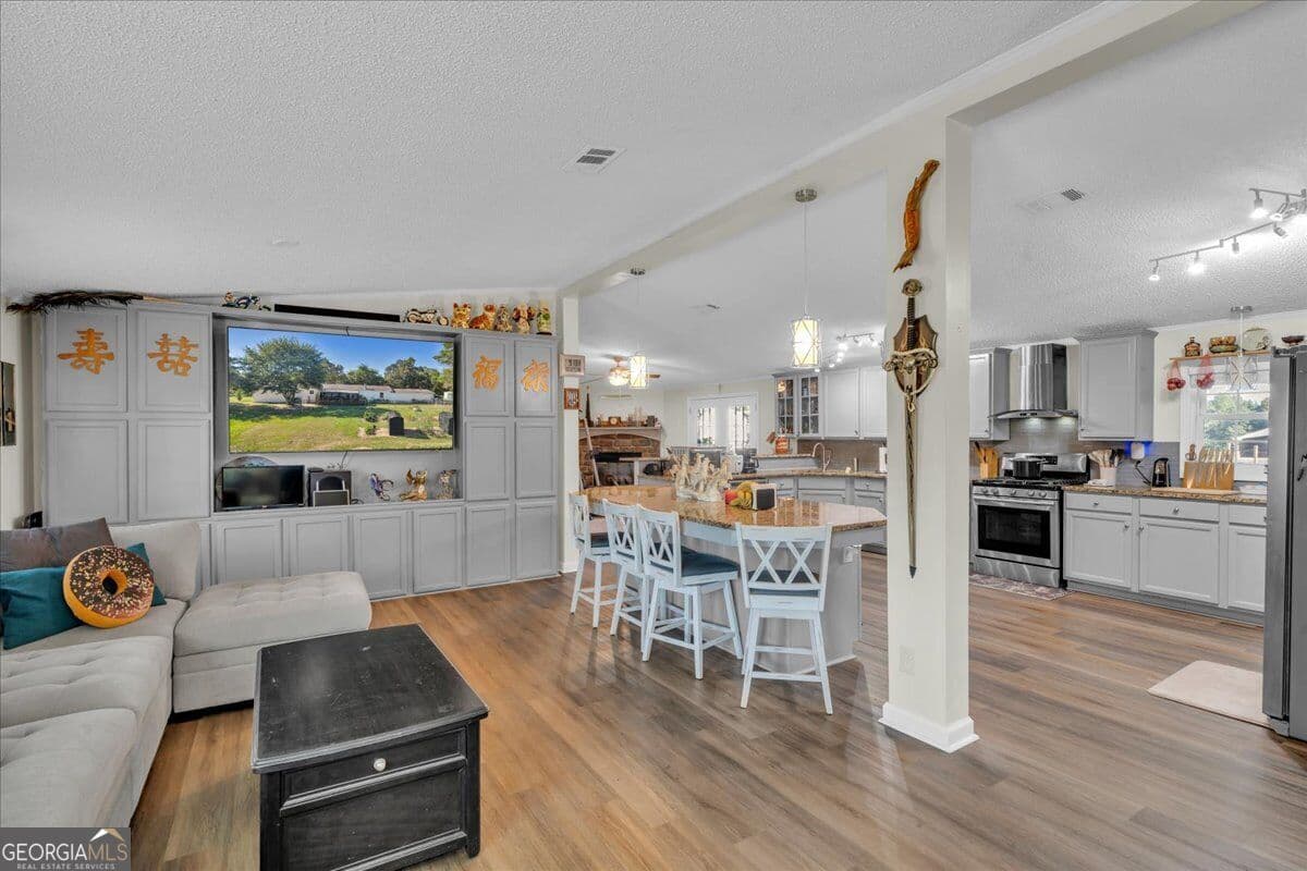 4 bedroom, 2 bathroom, 2,128 sq ft single family residence for sale at 319 Pope Road, Roberta, GA 31078 — photo 4