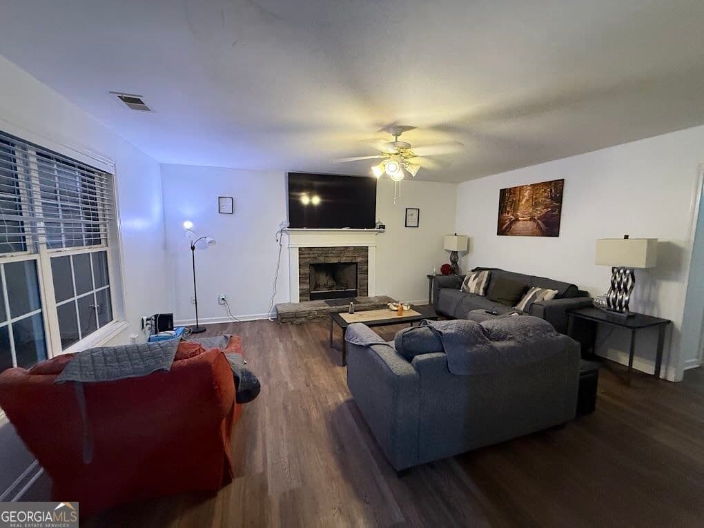 4 bedroom, 3 bathroom, 2,208 sq ft single family residence for sale at 1364 webb meadows Court, Loganville, GA 30052 — photo 10
