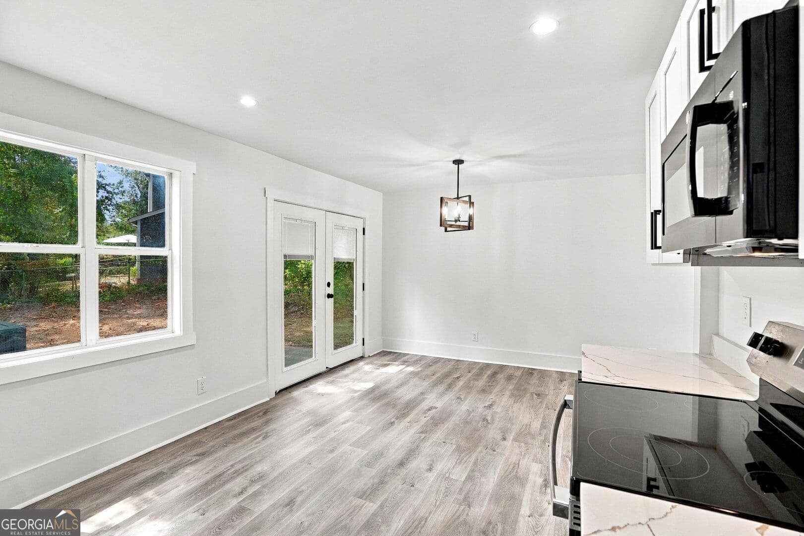3 bedroom, 2 bathroom, 1,884 sq ft single family residence for sale at 5441 Forest Path Court, Stone Mountain, GA 30088 — photo 9