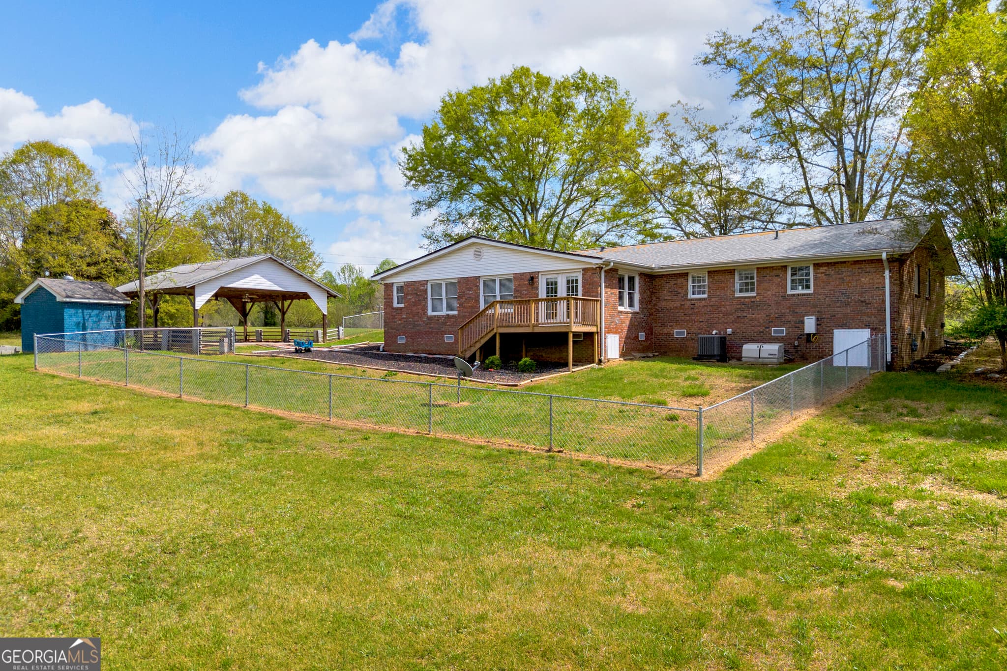 4 bedroom, 3.5 bathroom, 2,388 sq ft single family residence for rent at 450 N Clarks Creek Road, Martin, GA 30557 for $2,500 a month — photo 8