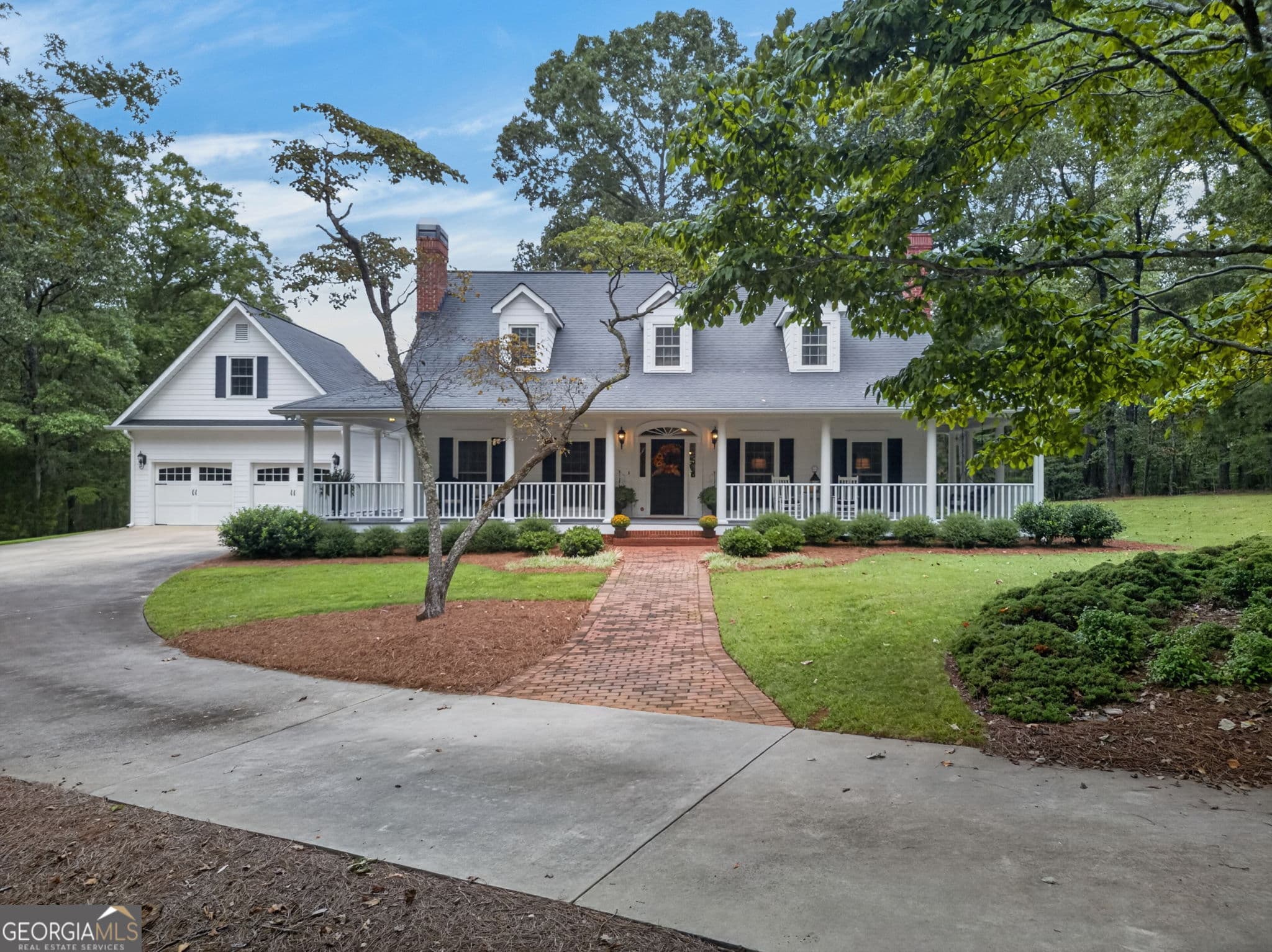 4 bedroom, 2.5 bathroom, 3,435 sq ft single family residence for sale at 7400 Banks Mill Road, Douglasville, GA 30135 — photo 2