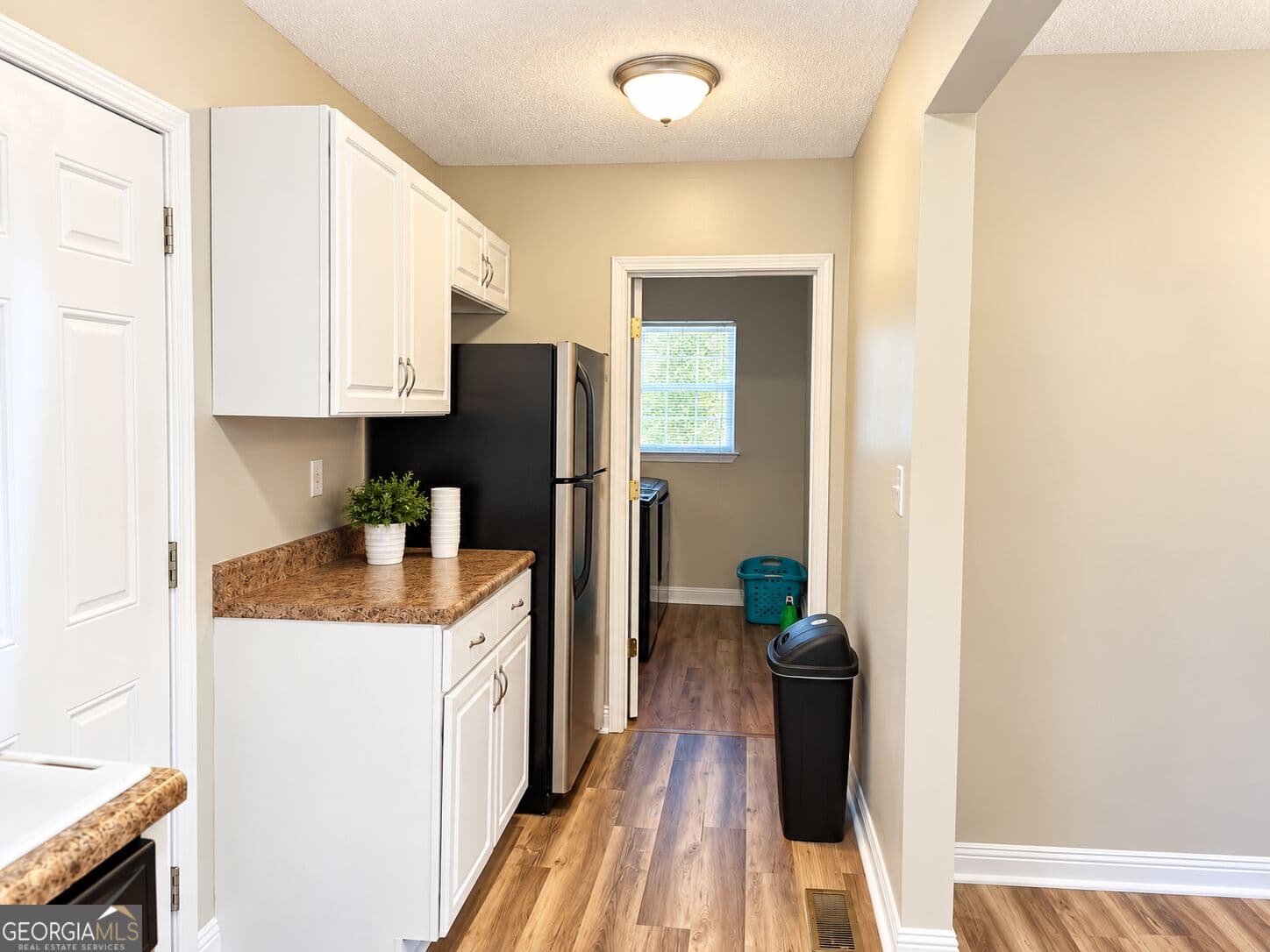 2 bedroom, 1 bathroom, 864 sq ft single family residence for sale at 1230 Harris Street, Milledgeville, GA 31061 — photo 6