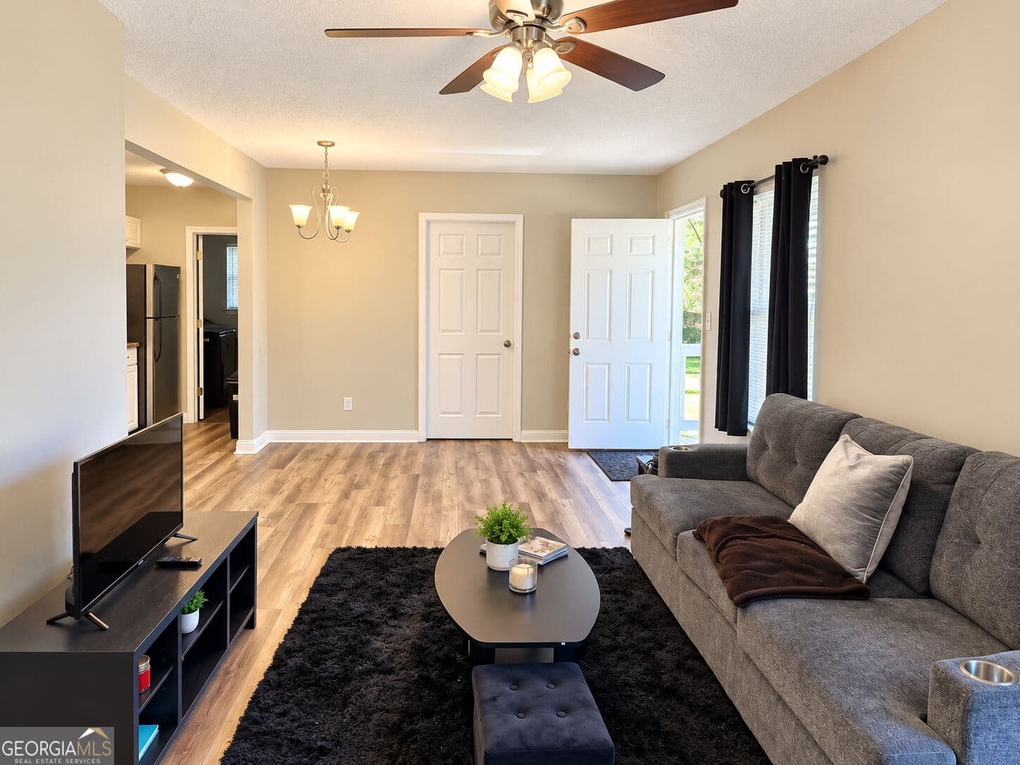 2 bedroom, 1 bathroom, 864 sq ft single family residence for sale at 1230 Harris Street, Milledgeville, GA 31061 — photo 4