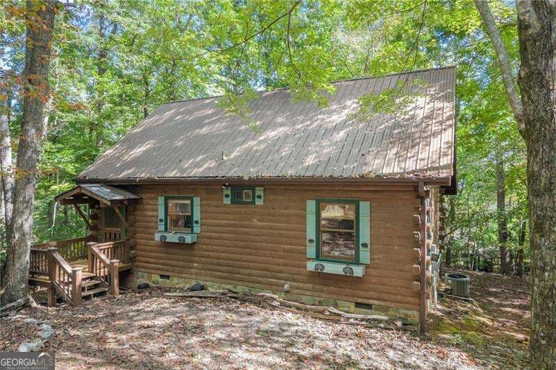 3 bedroom, 1 bathroom, 1,024 sq ft cabin,single family residence for sale at 726 Cherry Lake Drive, Blue Ridge, GA 30513 — photo 9
