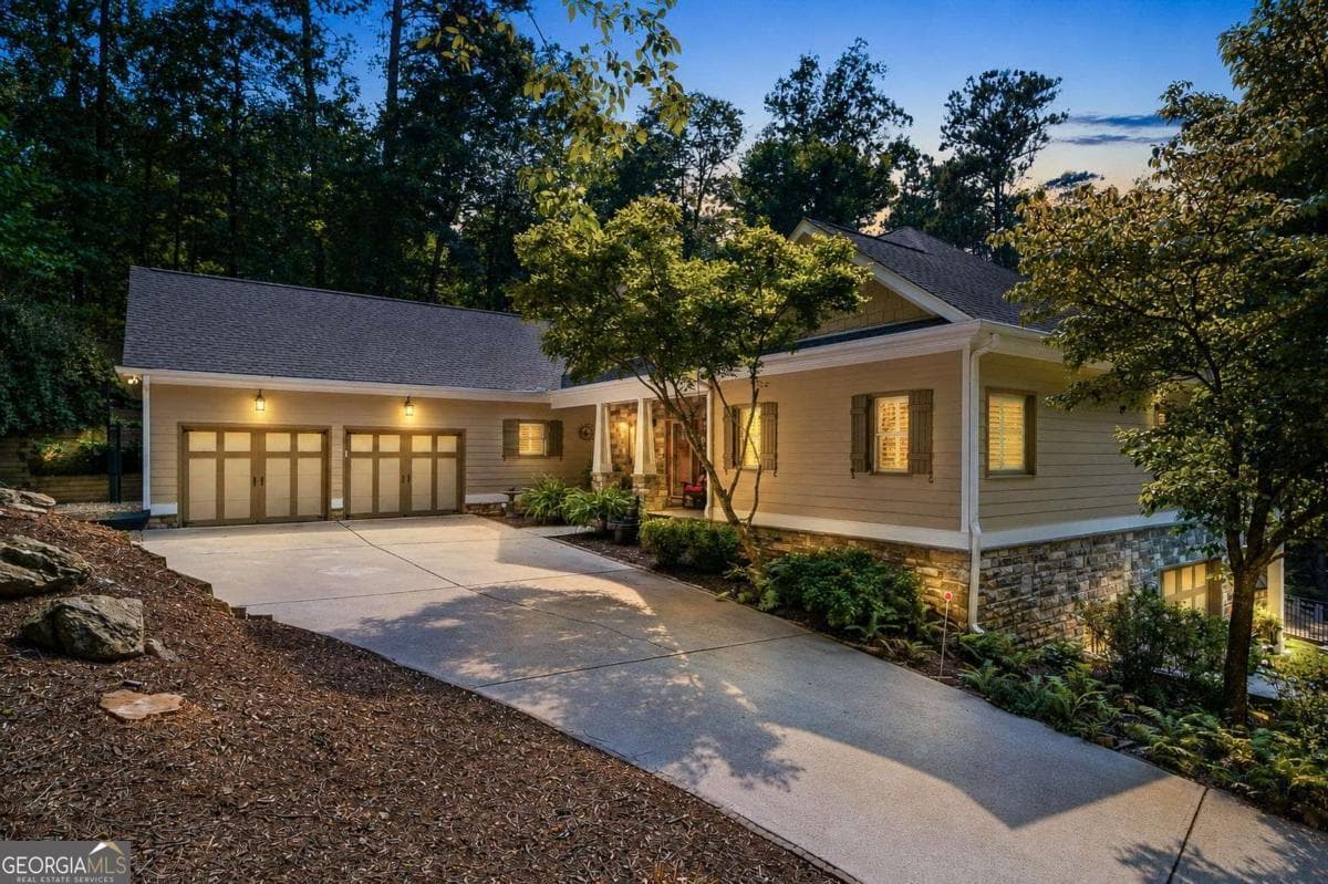 5 bedroom, 3.5 bathroom, 5,558 sq ft single family residence for sale at 1050 Branch Road, Canton, GA 30115 — photo 7