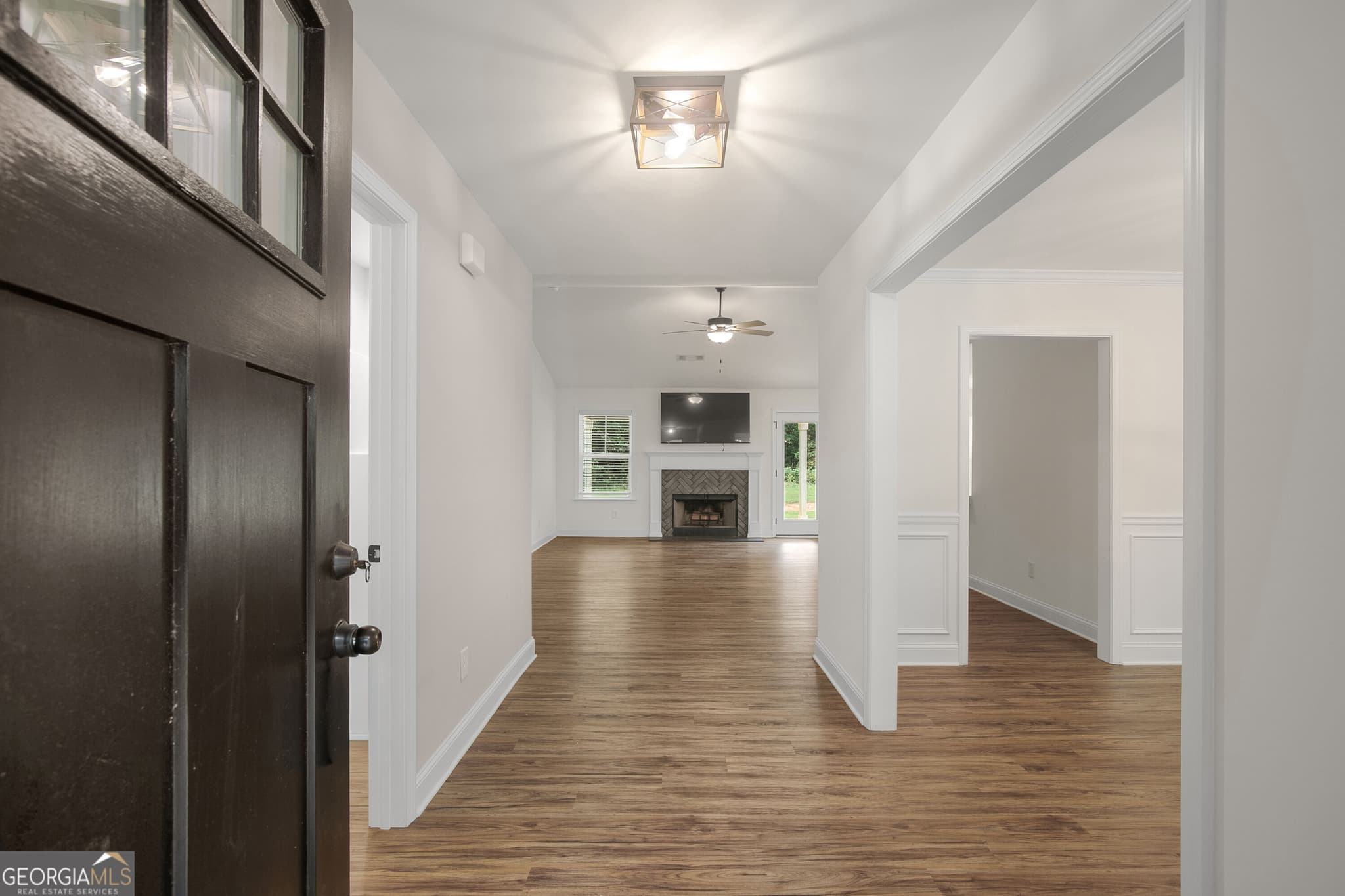 4 bedroom, 3 bathroom, 1,957 sq ft single family residence for sale at 1788 Standing Rock Road, Senoia, GA 30276 — photo 6