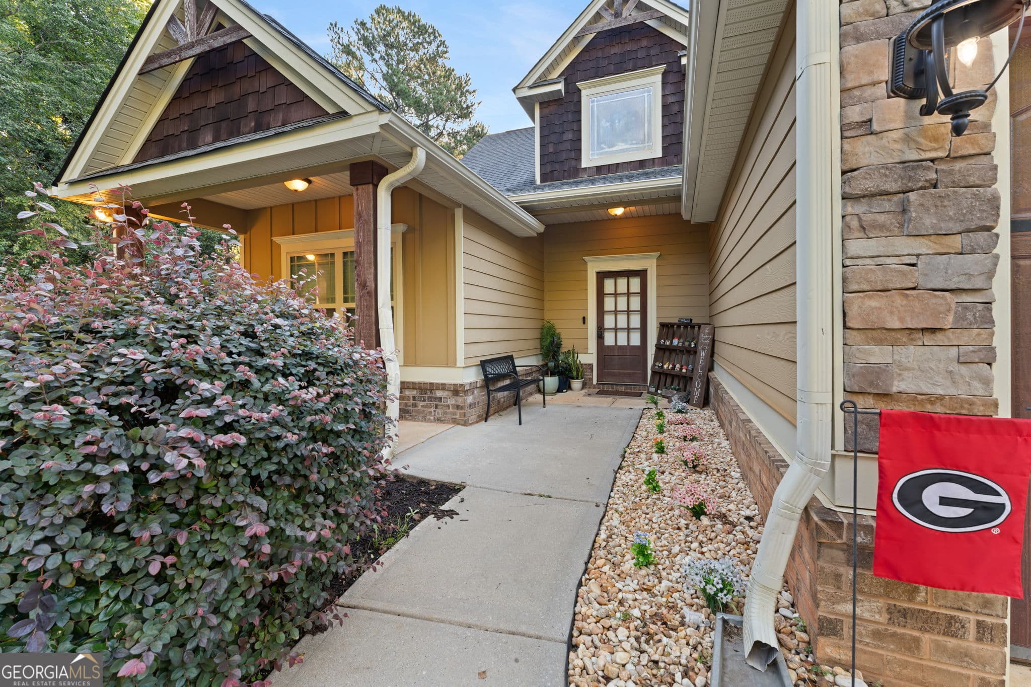 5 bedroom, 3 bathroom, 2,381 sq ft single family residence for sale at 637 Natures Walk, Gray, GA 31032 — photo 4